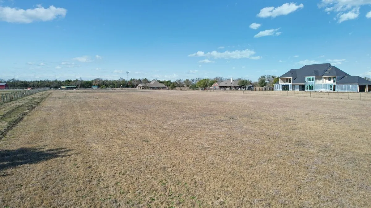 Unimproved Land For Sale in Collin County , 1.74 AC CR 377, Van Alstyne, Texas 75495, 0, 0, Garage spaces, 0 Sqft, built in 0, mls#21102903, Real Estate Agent in Van Alstyne, Homes For Sale in Collin county, Homes For Sale in Van Alstyne, Realtor in Van Alstyne Texas, Real Estate Brokerage Independent Realty Texas, Luminita Cordes Realtor