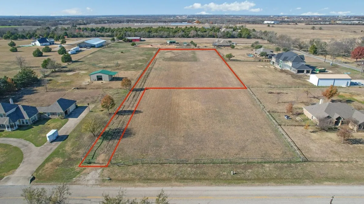 Unimproved Land For Sale in Collin County , 1.74 AC CR 377, Van Alstyne, Texas 75495, 0, 0, Garage spaces, 0 Sqft, built in 0, mls#21102903, Real Estate Agent in Van Alstyne, Homes For Sale in Collin county, Homes For Sale in Van Alstyne, Realtor in Van Alstyne Texas, Real Estate Brokerage Independent Realty Texas, Luminita Cordes Realtor