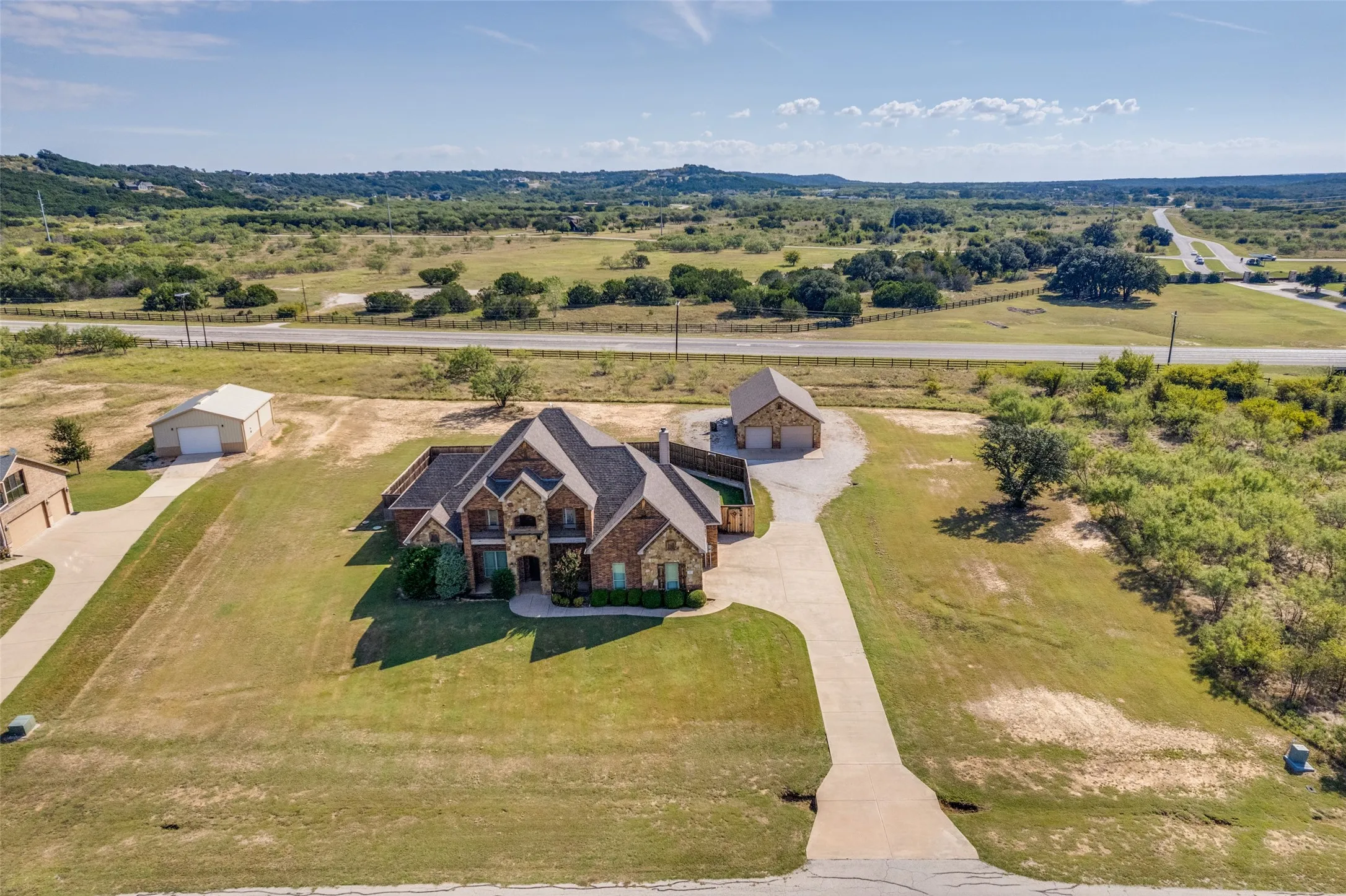 Single Family Residence For Sale in Palo Pinto County , 122 Turtle Dove Lane, Possum Kingdom Lake, Texas 76449, 6 Bedroom, 5 Bathroom, 4 Garage spaces, 3,413 Sqft, built in 2012, mls#21074956, Real Estate Agent in Possum Kingdom Lake, Homes For Sale in Palo Pinto county, Homes For Sale in Possum Kingdom Lake, Realtor in Possum Kingdom Lake Texas, Real Estate Brokerage Independent Realty Texas, Luminita Cordes Realtor