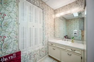 Office For Sale in Young County , 620 4th Street, Graham, Texas 76450, 0, 0, Garage spaces, 0 Sqft, built in 1980, Preowned, mls#21110154, Real Estate Agent in Graham, Homes For Sale in Young county, Homes For Sale in Graham, Realtor in Graham Texas, Real Estate Brokerage Independent Realty Texas, Luminita Cordes Realtor