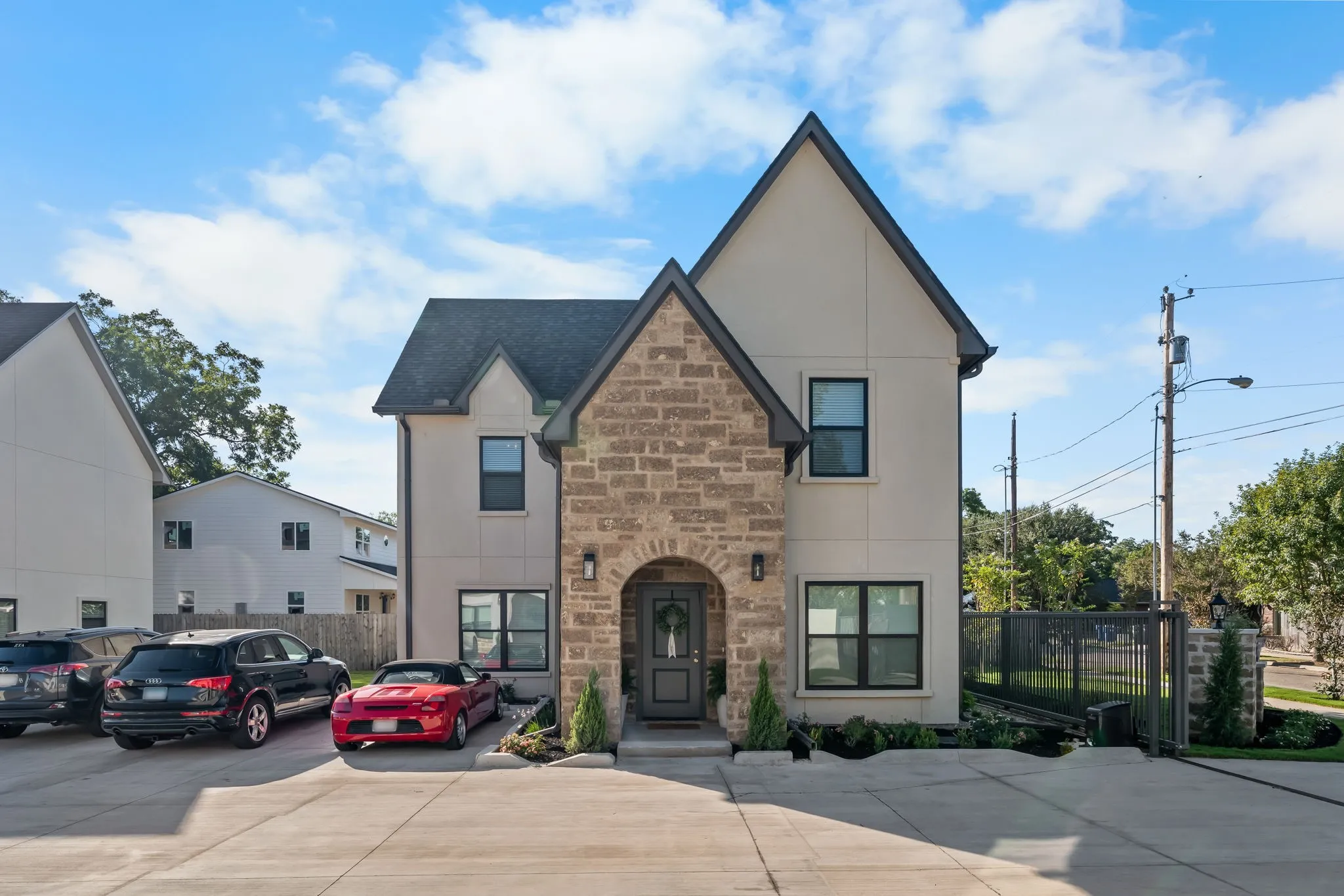 Single Family Residence For Sale in Mc Lennan County , 2700 S 2nd A, Waco, Texas 76706, 4 Bedroom, 5 Bathroom, Garage spaces, 1,954 Sqft, built in 2025, mls#21085321, Real Estate Agent in Waco, Homes For Sale in Mc Lennan county, Homes For Sale in Waco, Realtor in Waco Texas, Real Estate Brokerage Independent Realty Texas, Luminita Cordes Realtor