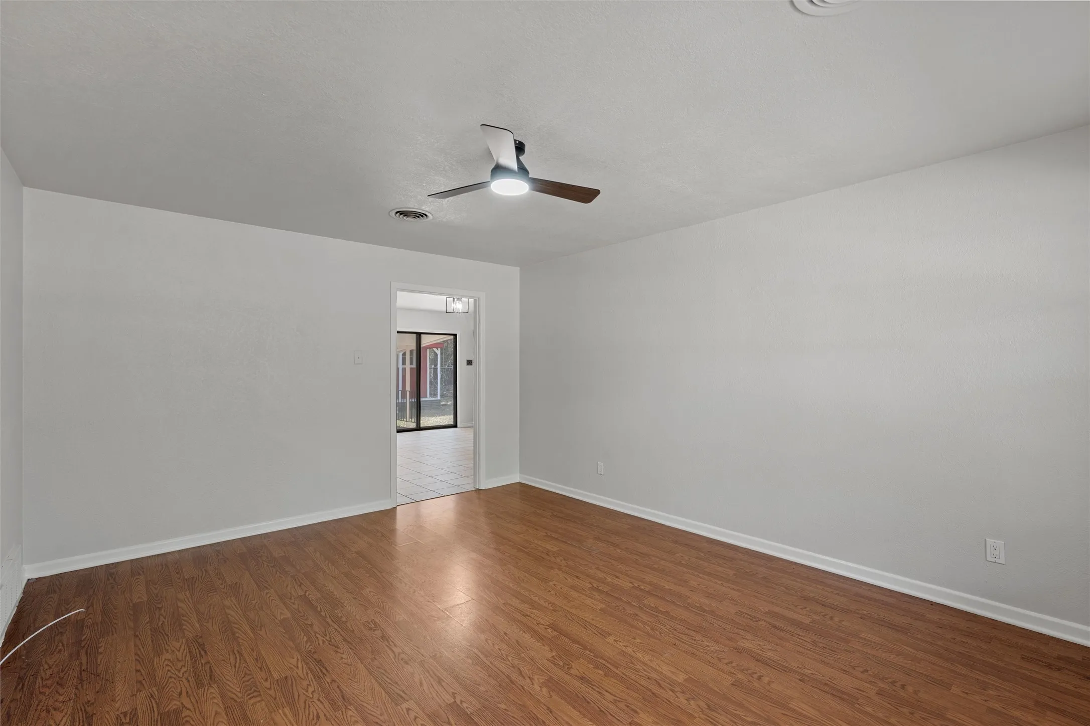 Single Family Residence For Sale in Mc Lennan County , 2624 Alvin Street, Waco, Texas 76708, 3 Bedroom, 2 Bathroom, Garage spaces, 1,815 Sqft, built in 1959, mls#21096963, Real Estate Agent in Waco, Homes For Sale in Mc Lennan county, Homes For Sale in Waco, Realtor in Waco Texas, Real Estate Brokerage Independent Realty Texas, Luminita Cordes Realtor