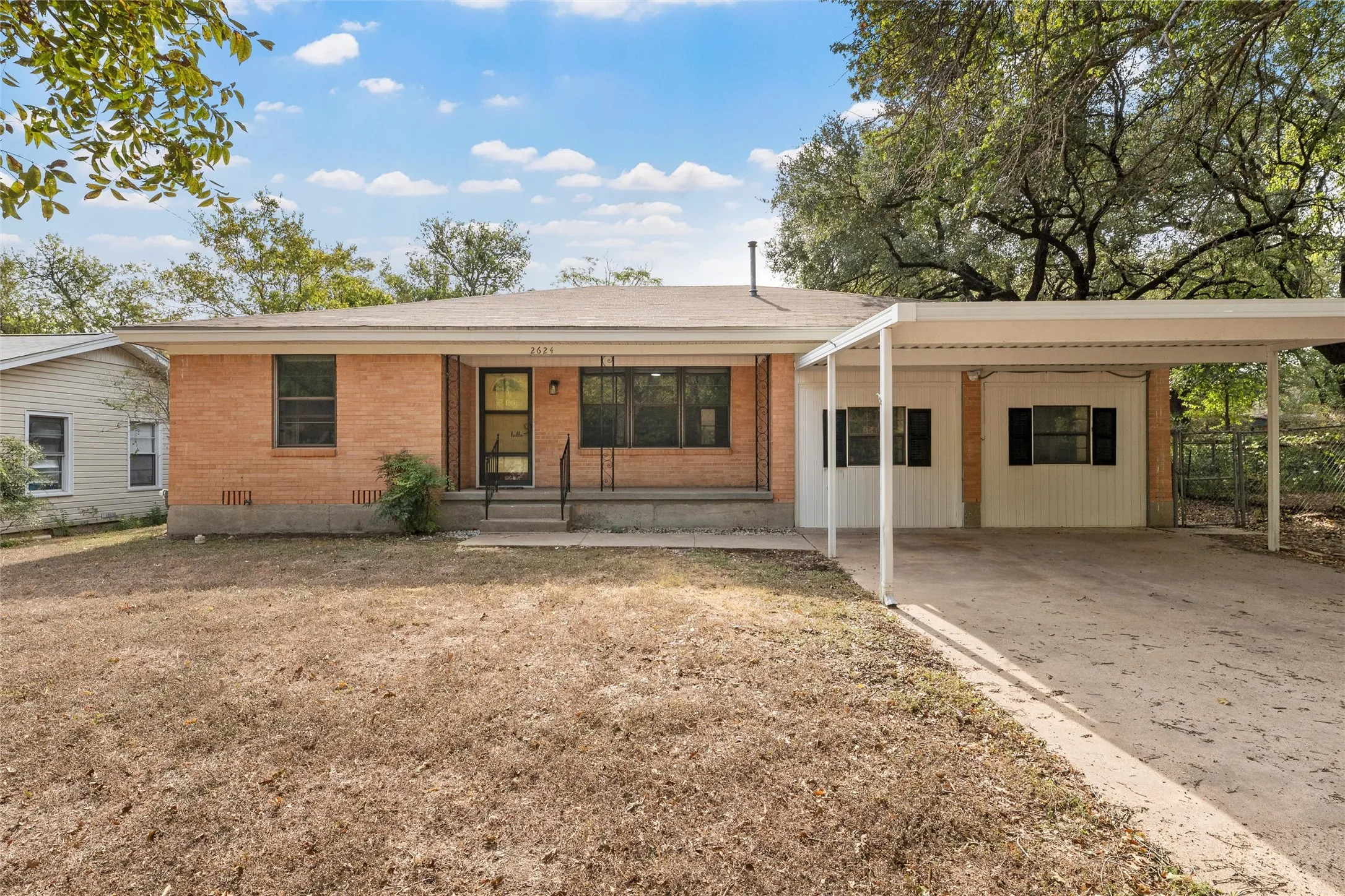 Single Family Residence For Sale in Mc Lennan County , 2624 Alvin Street, Waco, Texas 76708, 3 Bedroom, 2 Bathroom, Garage spaces, 1,815 Sqft, built in 1959, mls#21096963, Real Estate Agent in Waco, Homes For Sale in Mc Lennan county, Homes For Sale in Waco, Realtor in Waco Texas, Real Estate Brokerage Independent Realty Texas, Luminita Cordes Realtor