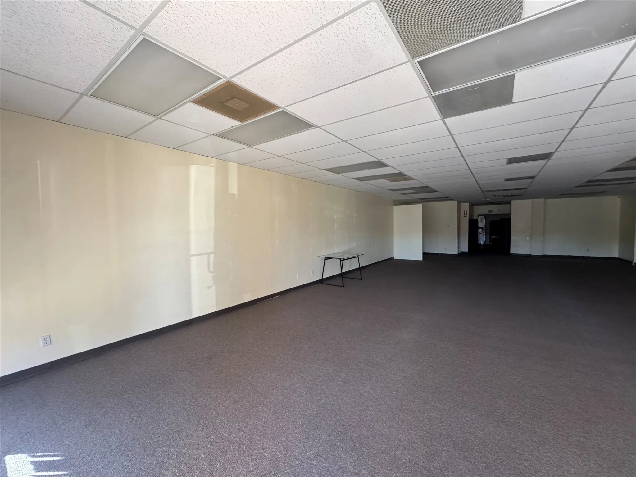 Office For Rent in Hood County , 340 S Morgan Street 322, Granbury, Texas 76048, 0, 0, Garage spaces, 0 Sqft, built in 1985, Preowned, mls#21110781, Real Estate Agent in Granbury, Homes For Rent in Hood county, Homes For Rent in Granbury, Realtor in Granbury Texas, Real Estate Brokerage Independent Realty Texas, Luminita Cordes Realtor
