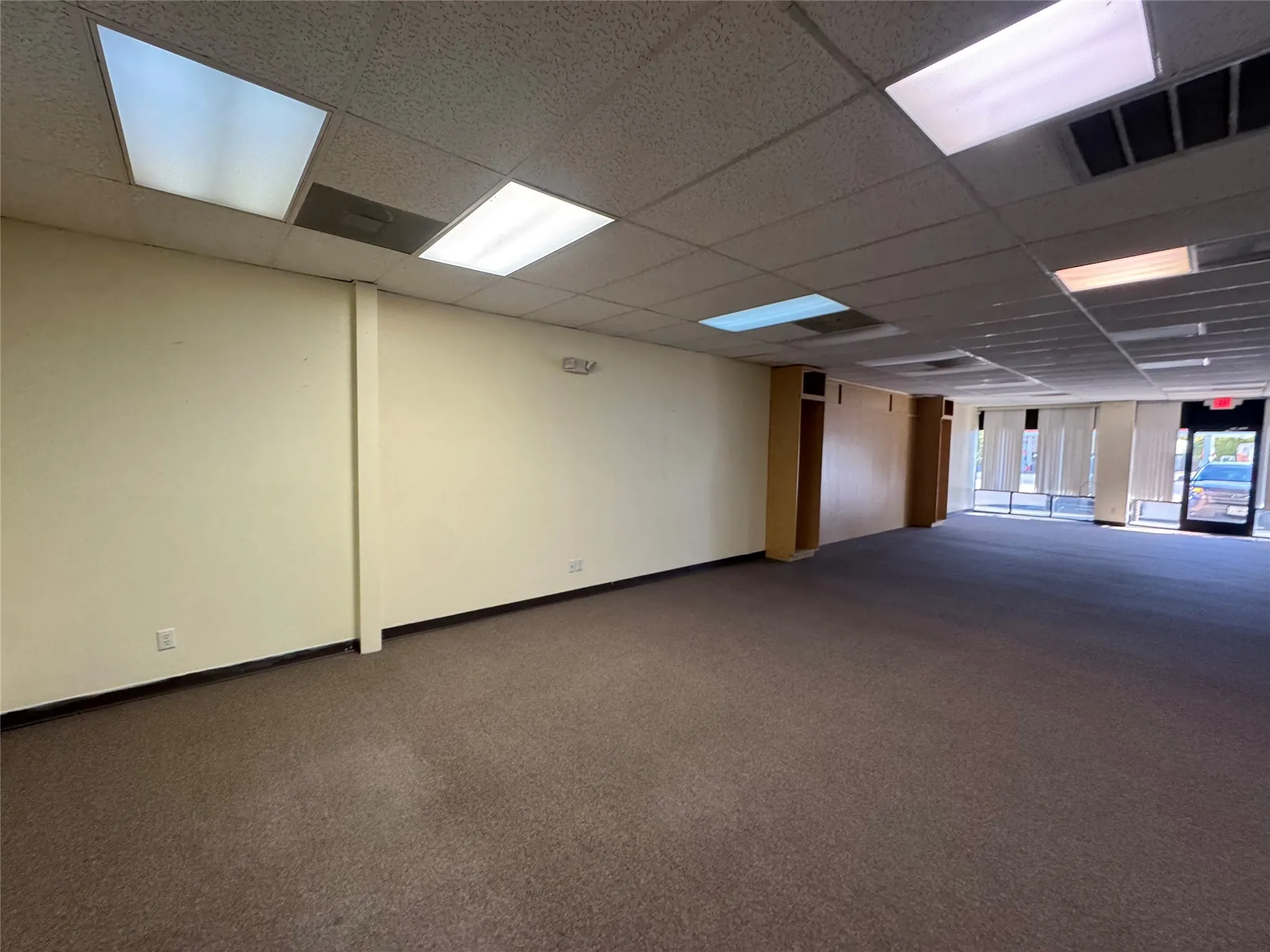 Office For Rent in Hood County , 340 S Morgan Street 322, Granbury, Texas 76048, 0, 0, Garage spaces, 0 Sqft, built in 1985, Preowned, mls#21110781, Real Estate Agent in Granbury, Homes For Rent in Hood county, Homes For Rent in Granbury, Realtor in Granbury Texas, Real Estate Brokerage Independent Realty Texas, Luminita Cordes Realtor