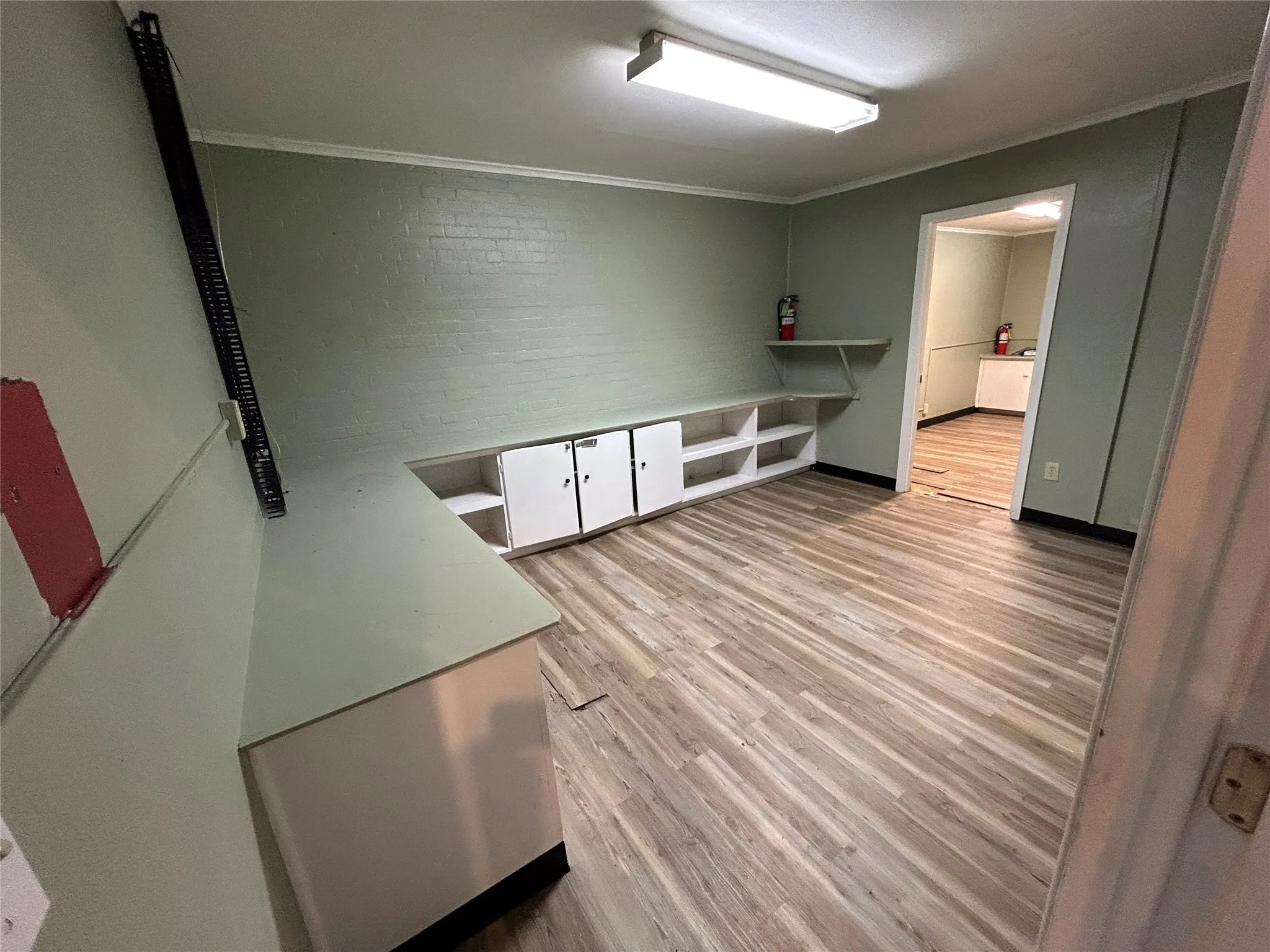 Retail For Sale in Smith County , 121 S Glenwood Boulevard, Tyler, Texas 75702, 0, 0, Garage spaces, 0 Sqft, built in 1950, Preowned, Price $199,000, mls#21110909, Real Estate Agent in Tyler, Homes For Sale in Smith county, Homes For Sale in Tyler, Realtor in Tyler Texas, Real Estate Brokerage Independent Realty Texas, Luminita Cordes Realtor