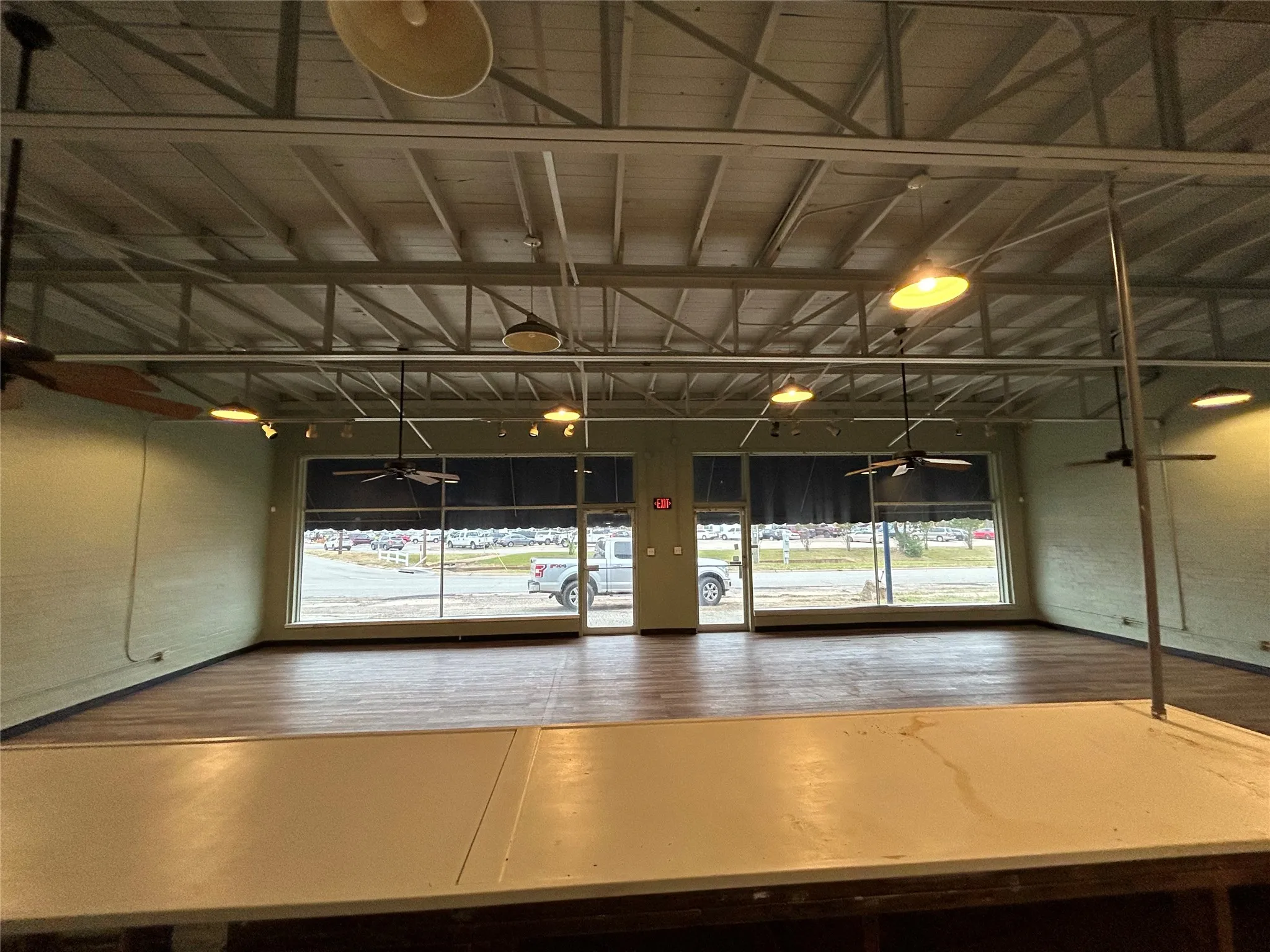 Retail For Sale in Smith County , 121 S Glenwood Boulevard, Tyler, Texas 75702, 0, 0, Garage spaces, 0 Sqft, built in 1950, Preowned, Price $199,000, mls#21110909, Real Estate Agent in Tyler, Homes For Sale in Smith county, Homes For Sale in Tyler, Realtor in Tyler Texas, Real Estate Brokerage Independent Realty Texas, Luminita Cordes Realtor
