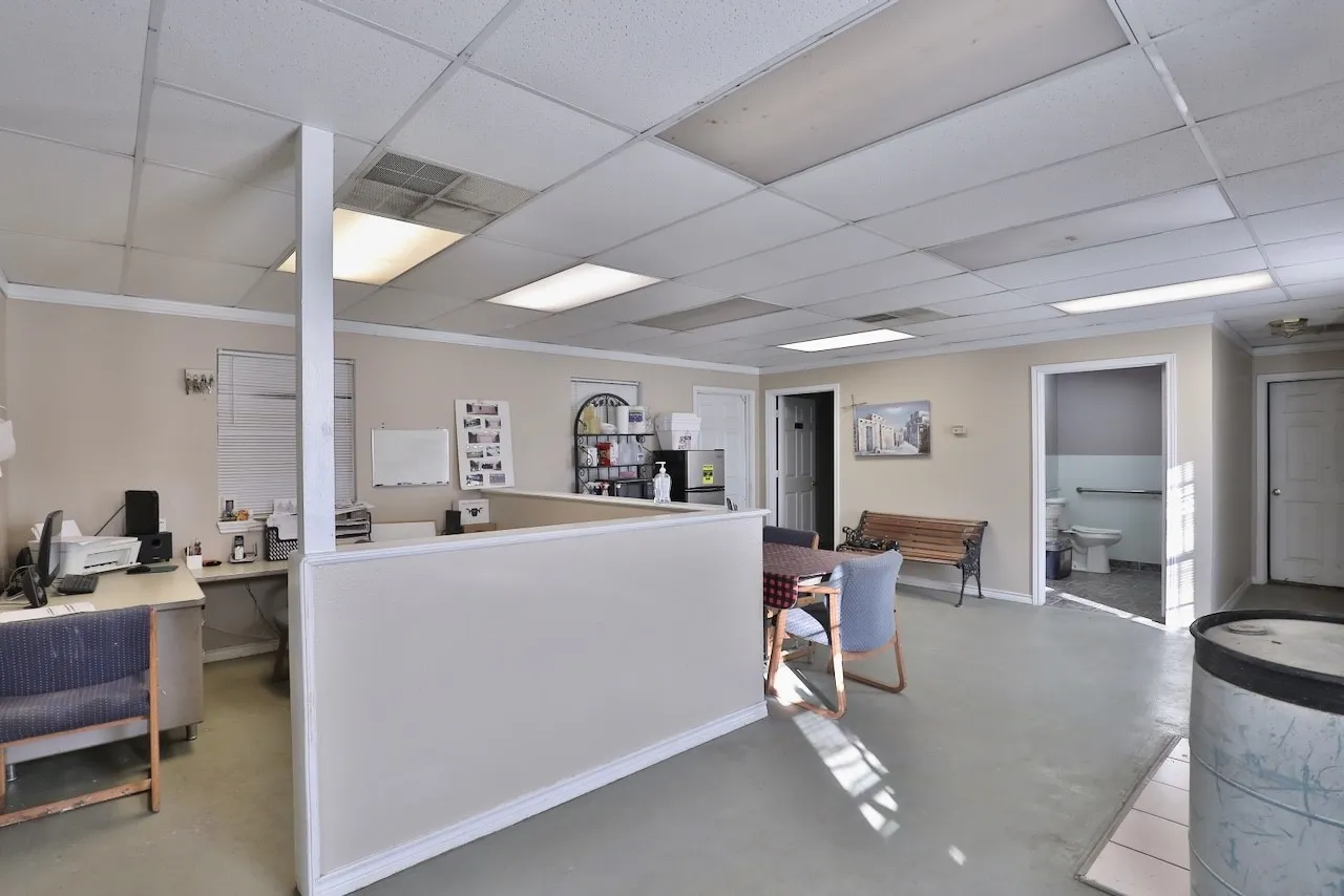 Business For Sale in Taylor County , 3652 Pine Street, Abilene, Texas 79601, 0, 0, Garage spaces, 0 Sqft, built in 1997, Preowned, mls#21108479, Real Estate Agent in Abilene, Homes For Sale in Taylor county, Homes For Sale in Abilene, Realtor in Abilene Texas, Real Estate Brokerage Independent Realty Texas, Luminita Cordes Realtor