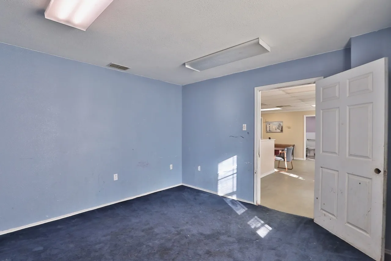 Business For Sale in Taylor County , 3652 Pine Street, Abilene, Texas 79601, 0, 0, Garage spaces, 0 Sqft, built in 1997, Preowned, mls#21108479, Real Estate Agent in Abilene, Homes For Sale in Taylor county, Homes For Sale in Abilene, Realtor in Abilene Texas, Real Estate Brokerage Independent Realty Texas, Luminita Cordes Realtor