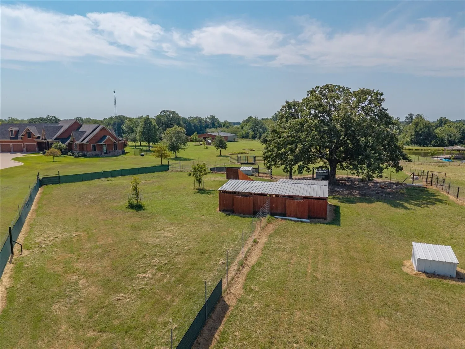 Single Family Residence For Sale in Lamar County , 695 County Road 36120 Road, Honey Grove, Texas 75446, 5 Bedrooms, 6 Bathrooms, 3 Garage spaces, 7,500 Sqft, built in 2013, Price $2,499,000, mls#21108808, Real Estate Agent in Honey Grove, Homes For Sale in Lamar county, Homes For Sale in Honey Grove, Realtor in Honey Grove Texas, Real Estate Brokerage Independent Realty Texas, Luminita Cordes Realtor