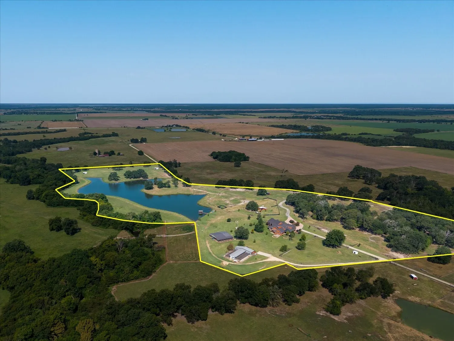 Single Family Residence For Sale in Lamar County , 695 County Road 36120 Road, Honey Grove, Texas 75446, 5 Bedrooms, 6 Bathrooms, 3 Garage spaces, 7,500 Sqft, built in 2013, Price $2,499,000, mls#21108808, Real Estate Agent in Honey Grove, Homes For Sale in Lamar county, Homes For Sale in Honey Grove, Realtor in Honey Grove Texas, Real Estate Brokerage Independent Realty Texas, Luminita Cordes Realtor