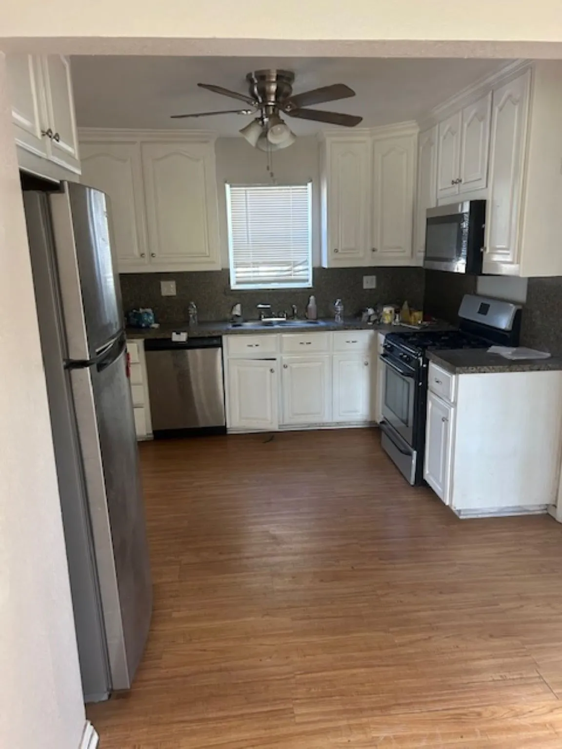 Single Family Residence For Sale in Grayson County , 307 S Jernigan Street, Bells, Texas 75414, 3 Bedroom, 1 Bathroom, Garage spaces, 1,128 Sqft, built in 1940, mls#21107596, Real Estate Agent in Bells, Homes For Sale in Grayson county, Homes For Sale in Bells, Realtor in Bells Texas, Real Estate Brokerage Independent Realty Texas, Luminita Cordes Realtor
