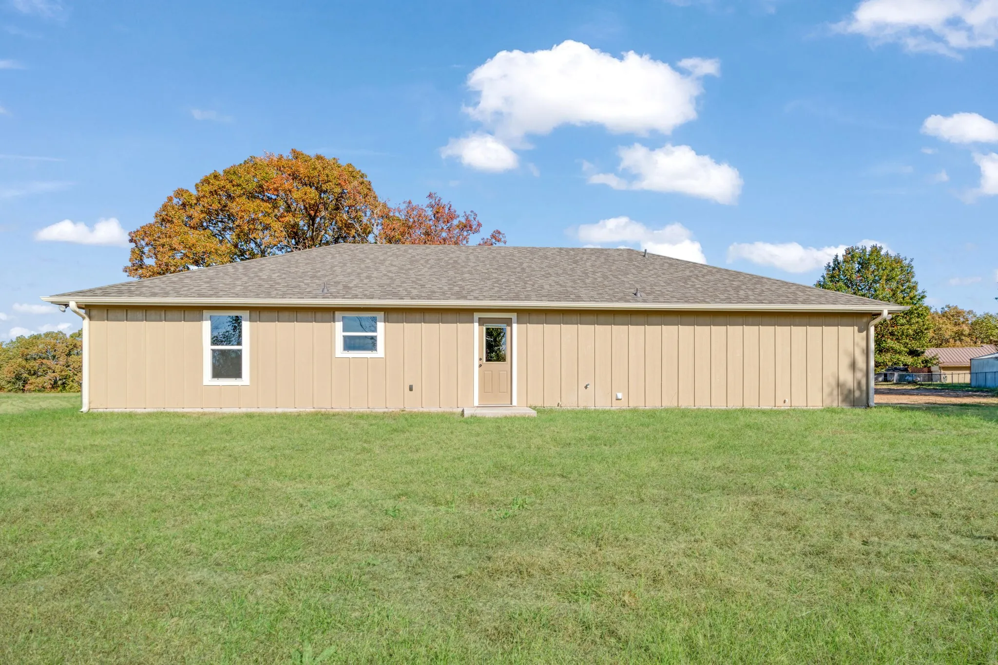 Single Family Residence For Sale in Lamar County , 728 County Road 44050, Powderly, Texas 75473, 3 Bedroom, 2 Bathroom, Garage spaces, 1,410 Sqft, built in 2025, New Construction - Complete, mls#21109969, Real Estate Agent in Powderly, Homes For Sale in Lamar county, Homes For Sale in Powderly, Realtor in Powderly Texas, Real Estate Brokerage Independent Realty Texas, Luminita Cordes Realtor
