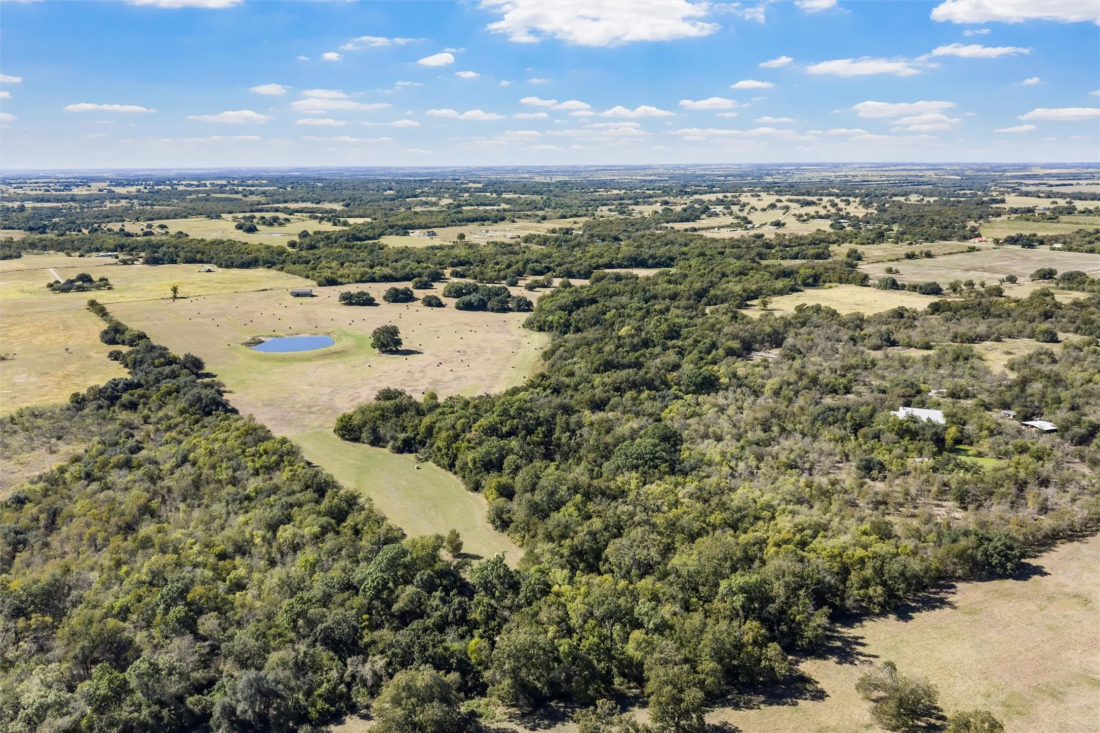 Farm For Sale in Falls County , 684 County Road 473, Lott, Texas 76656, 3 Bedroom, 2 Bathroom, 4 Garage spaces, 2,840 Sqft, built in 2020, mls#21110353, Real Estate Agent in Lott, Homes For Sale in Falls county, Homes For Sale in Lott, Realtor in Lott Texas, Real Estate Brokerage Independent Realty Texas, Luminita Cordes Realtor