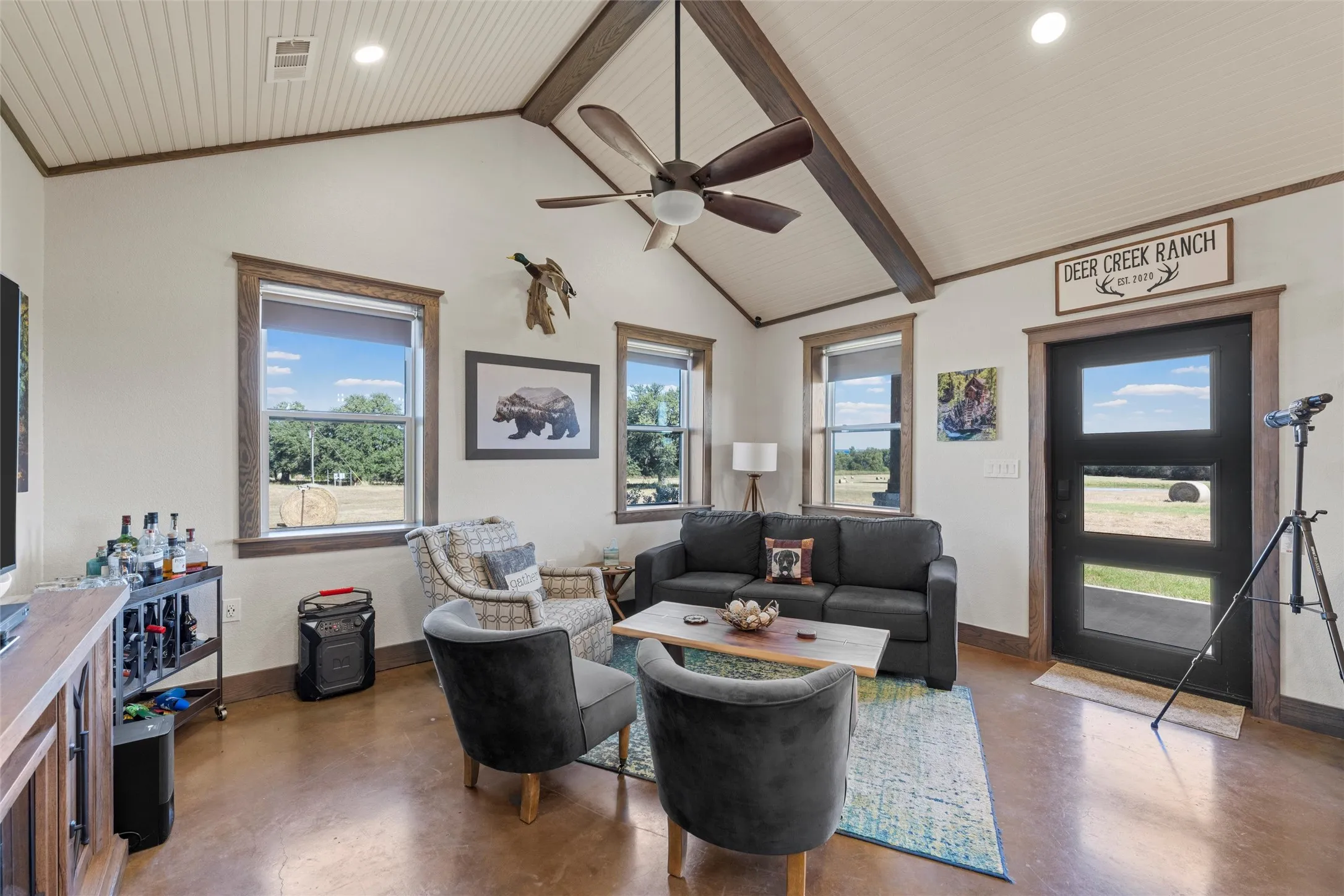 Farm For Sale in Falls County , 684 County Road 473, Lott, Texas 76656, 3 Bedroom, 2 Bathroom, 4 Garage spaces, 2,840 Sqft, built in 2020, mls#21110353, Real Estate Agent in Lott, Homes For Sale in Falls county, Homes For Sale in Lott, Realtor in Lott Texas, Real Estate Brokerage Independent Realty Texas, Luminita Cordes Realtor