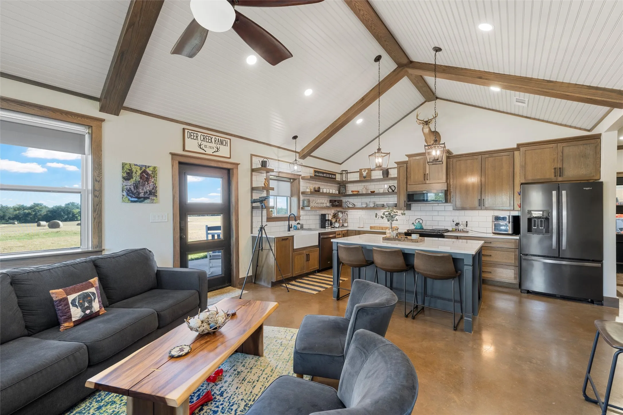 Farm For Sale in Falls County , 684 County Road 473, Lott, Texas 76656, 3 Bedroom, 2 Bathroom, 4 Garage spaces, 2,840 Sqft, built in 2020, mls#21110353, Real Estate Agent in Lott, Homes For Sale in Falls county, Homes For Sale in Lott, Realtor in Lott Texas, Real Estate Brokerage Independent Realty Texas, Luminita Cordes Realtor