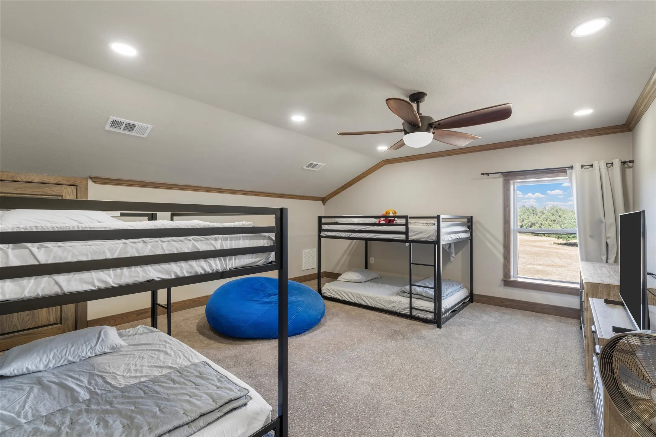 Farm For Sale in Falls County , 684 County Road 473, Lott, Texas 76656, 3 Bedroom, 2 Bathroom, 4 Garage spaces, 2,840 Sqft, built in 2020, mls#21110353, Real Estate Agent in Lott, Homes For Sale in Falls county, Homes For Sale in Lott, Realtor in Lott Texas, Real Estate Brokerage Independent Realty Texas, Luminita Cordes Realtor