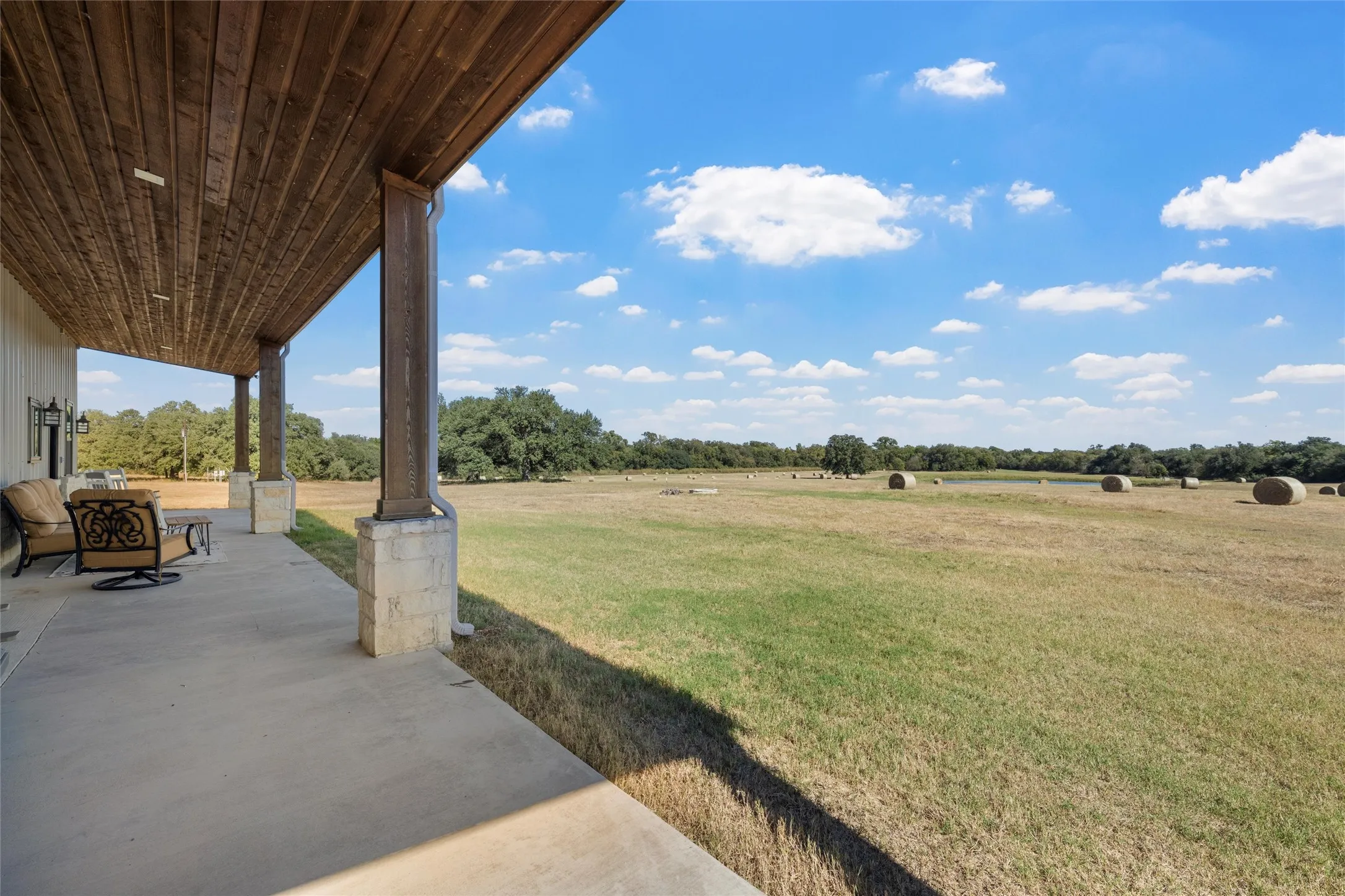 Farm For Sale in Falls County , 684 County Road 473, Lott, Texas 76656, 3 Bedroom, 2 Bathroom, 4 Garage spaces, 2,840 Sqft, built in 2020, mls#21110353, Real Estate Agent in Lott, Homes For Sale in Falls county, Homes For Sale in Lott, Realtor in Lott Texas, Real Estate Brokerage Independent Realty Texas, Luminita Cordes Realtor