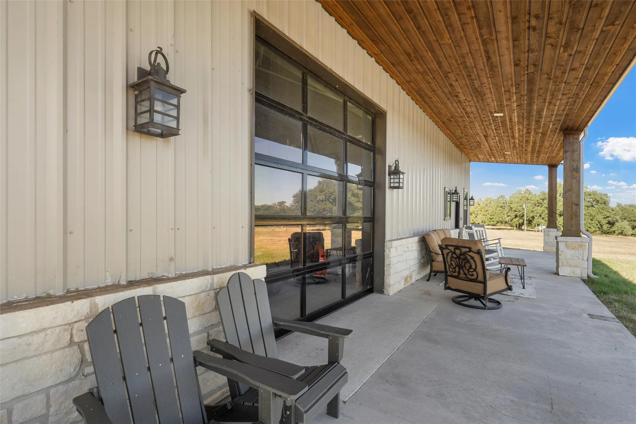 Farm For Sale in Falls County , 684 County Road 473, Lott, Texas 76656, 3 Bedroom, 2 Bathroom, 4 Garage spaces, 2,840 Sqft, built in 2020, mls#21110353, Real Estate Agent in Lott, Homes For Sale in Falls county, Homes For Sale in Lott, Realtor in Lott Texas, Real Estate Brokerage Independent Realty Texas, Luminita Cordes Realtor
