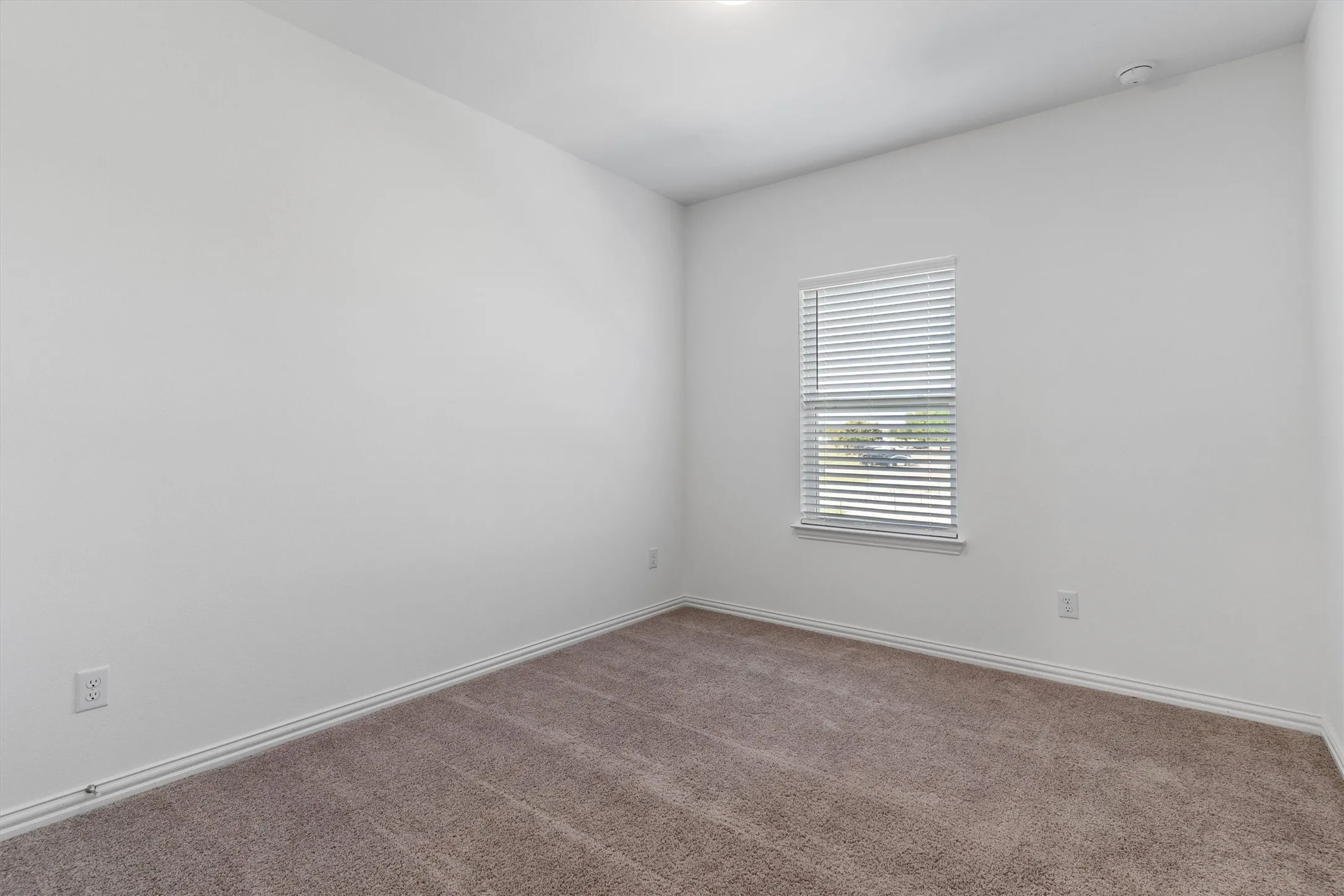 Townhouse For Sale in Collin County , 2241 Adena Springs Drive, Allen, Texas 75013, 3 Bedroom, 3 Bathroom, 2 Garage spaces, 1,646 Sqft, built in 2022, mls#21111438, Real Estate Agent in Allen, Homes For Sale in Collin county, Homes For Sale in Allen, Realtor in Allen Texas, Real Estate Brokerage Independent Realty Texas, Luminita Cordes Realtor
