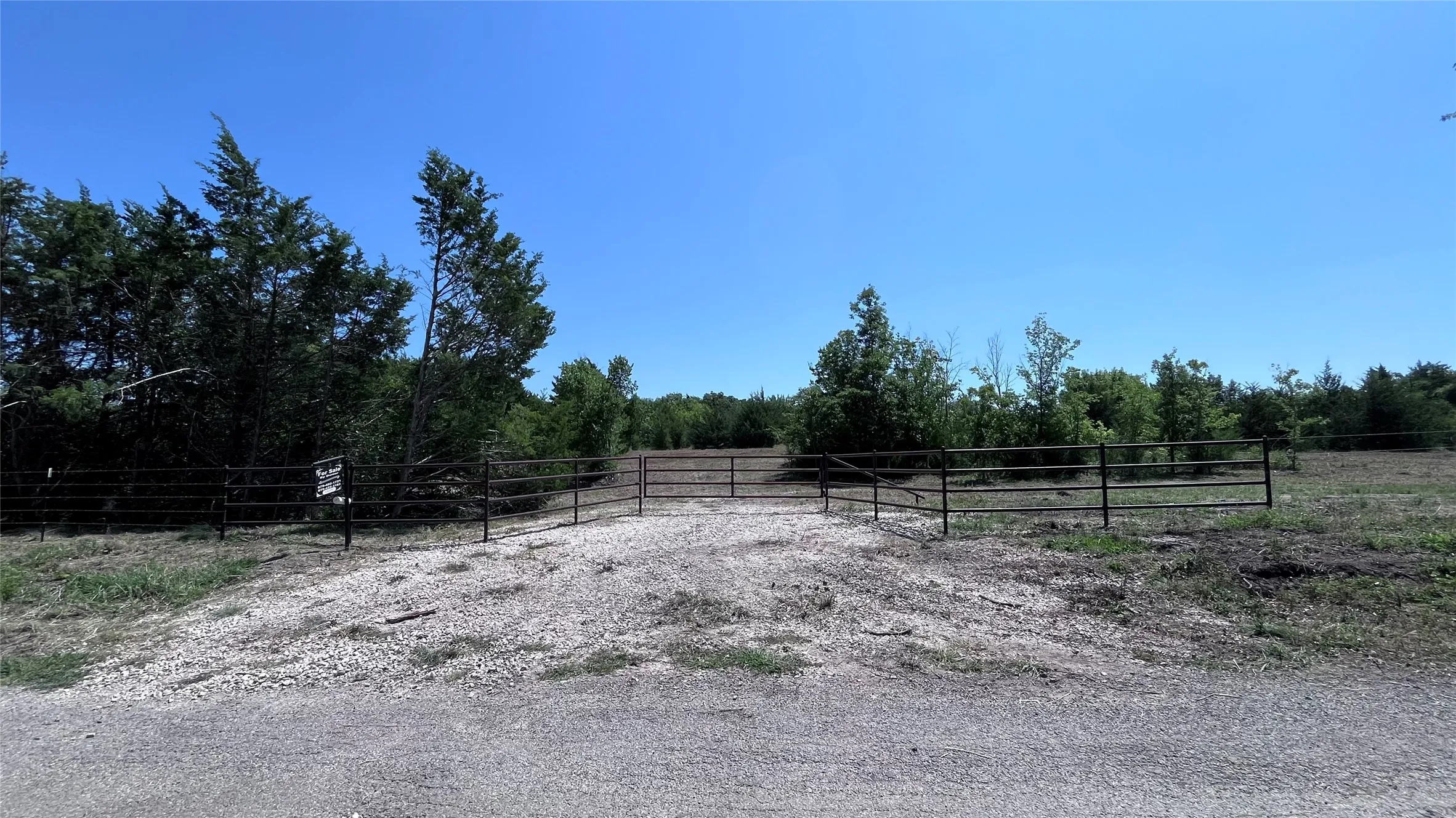 Unimproved Land For Sale in Grayson County , Tract 2, Key Road, Sherman, Texas 75090, 0, 0, Garage spaces, 0 Sqft, built in 0, Price $395,000, mls#21111980, Real Estate Agent in Sherman, Homes For Sale in Grayson county, Homes For Sale in Sherman, Realtor in Sherman Texas, Real Estate Brokerage Independent Realty Texas, Luminita Cordes Realtor