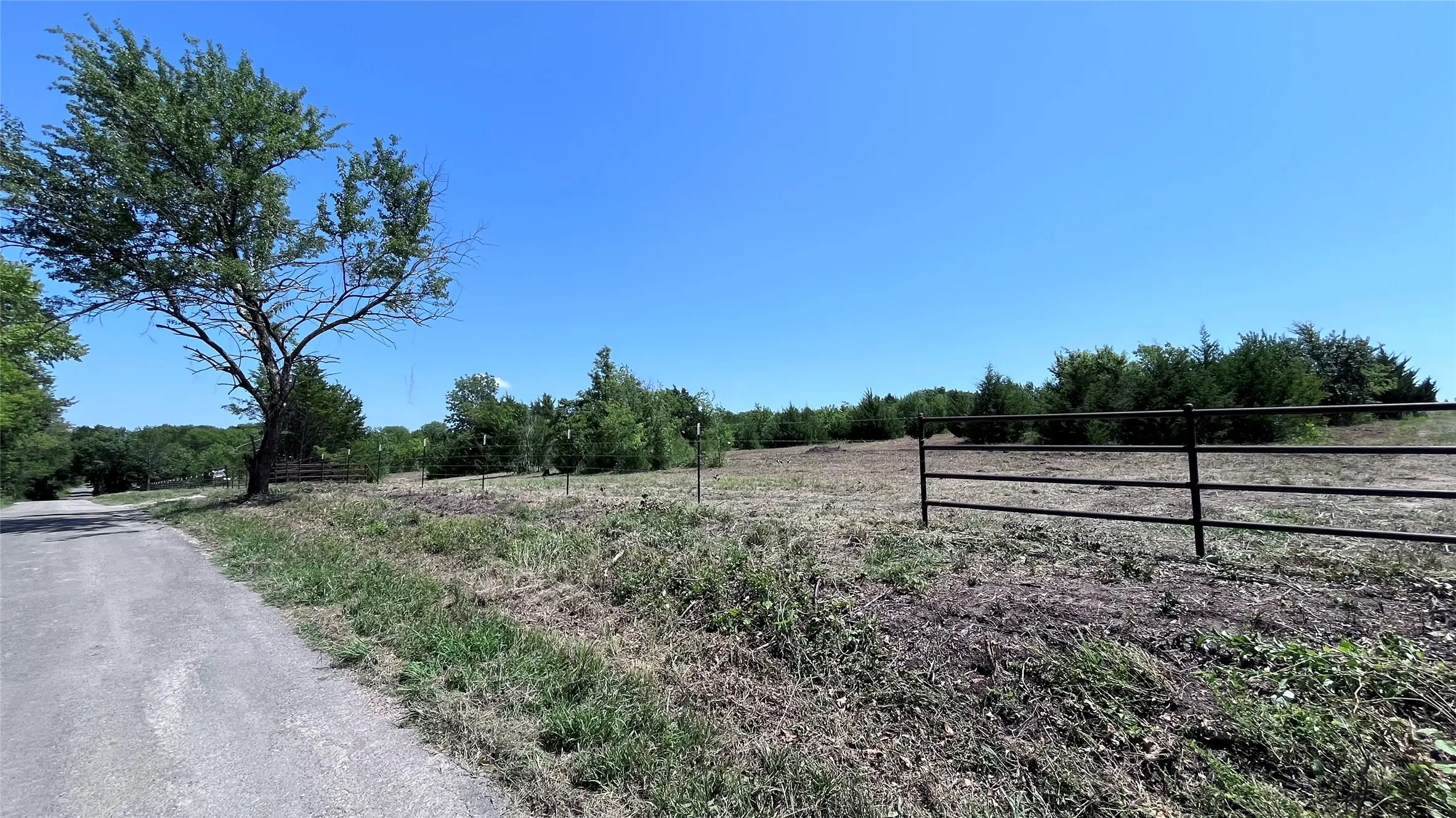 Unimproved Land For Sale in Grayson County , Tract 2, Key Road, Sherman, Texas 75090, 0, 0, Garage spaces, 0 Sqft, built in 0, Price $395,000, mls#21111980, Real Estate Agent in Sherman, Homes For Sale in Grayson county, Homes For Sale in Sherman, Realtor in Sherman Texas, Real Estate Brokerage Independent Realty Texas, Luminita Cordes Realtor