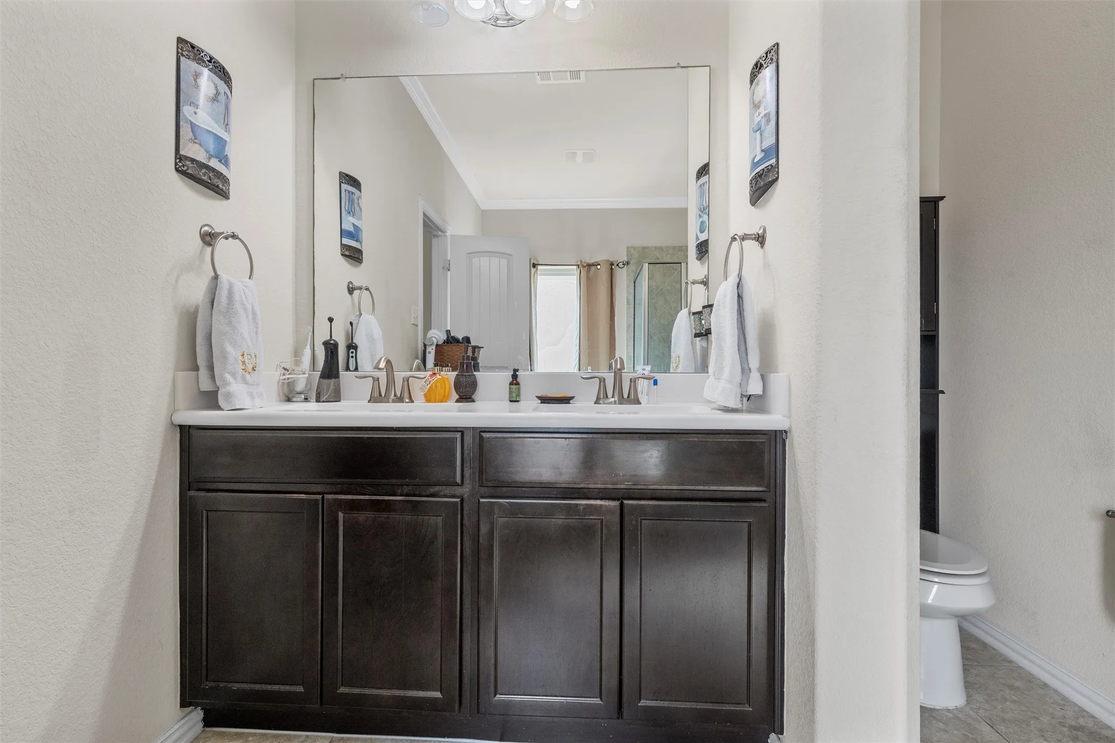 Single Family Residence For Sale in Mc Lennan County , 254 Woodhaven Trail, Waco, Texas 76657, 4 Bedroom, 3 Bathroom, 2 Garage spaces, 3,065 Sqft, built in 2015, mls#21110090, Real Estate Agent in Waco, Homes For Sale in Mc Lennan county, Homes For Sale in Waco, Realtor in Waco Texas, Real Estate Brokerage Independent Realty Texas, Luminita Cordes Realtor