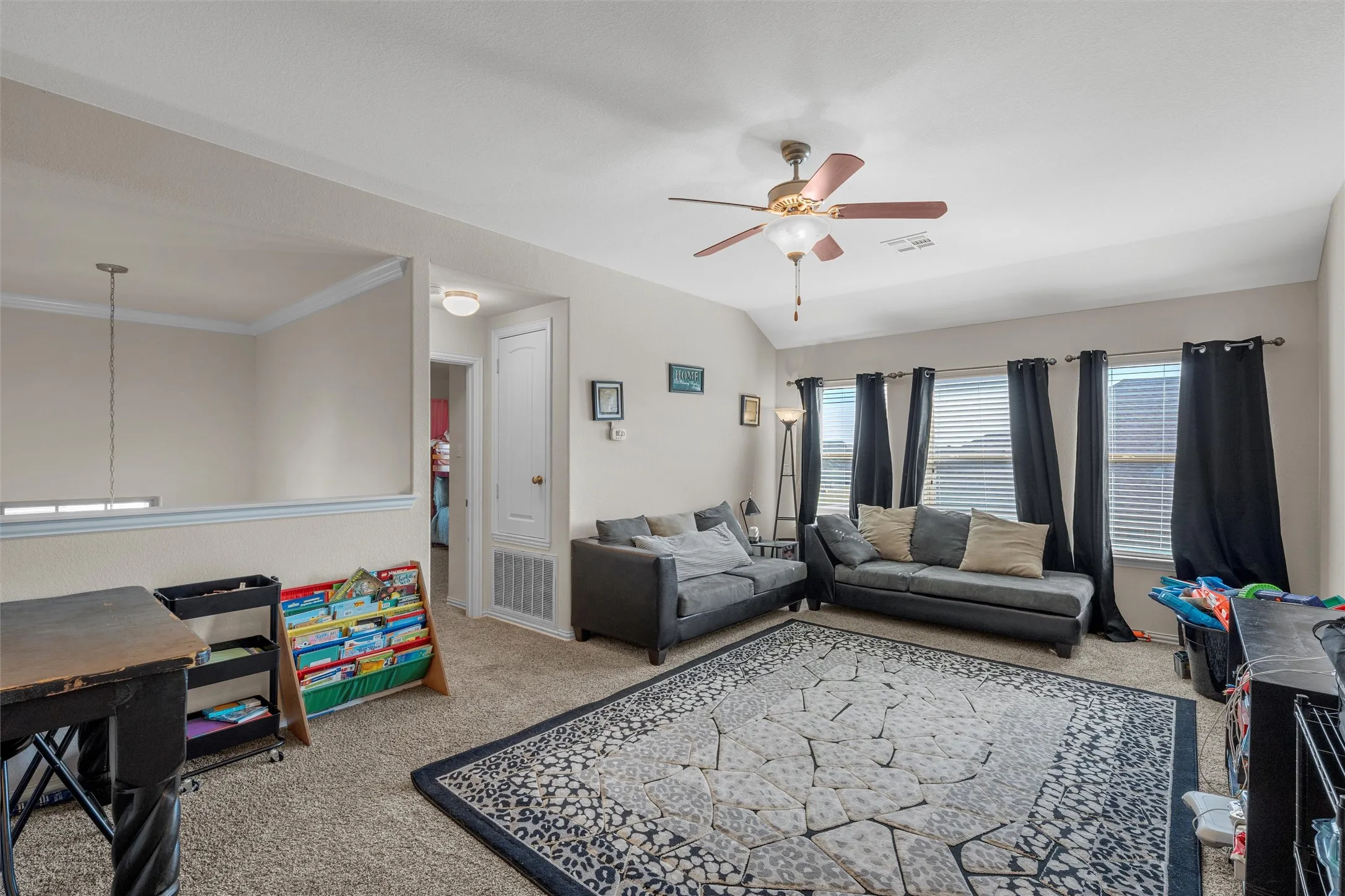 Single Family Residence For Sale in Mc Lennan County , 254 Woodhaven Trail, Waco, Texas 76657, 4 Bedroom, 3 Bathroom, 2 Garage spaces, 3,065 Sqft, built in 2015, mls#21110090, Real Estate Agent in Waco, Homes For Sale in Mc Lennan county, Homes For Sale in Waco, Realtor in Waco Texas, Real Estate Brokerage Independent Realty Texas, Luminita Cordes Realtor