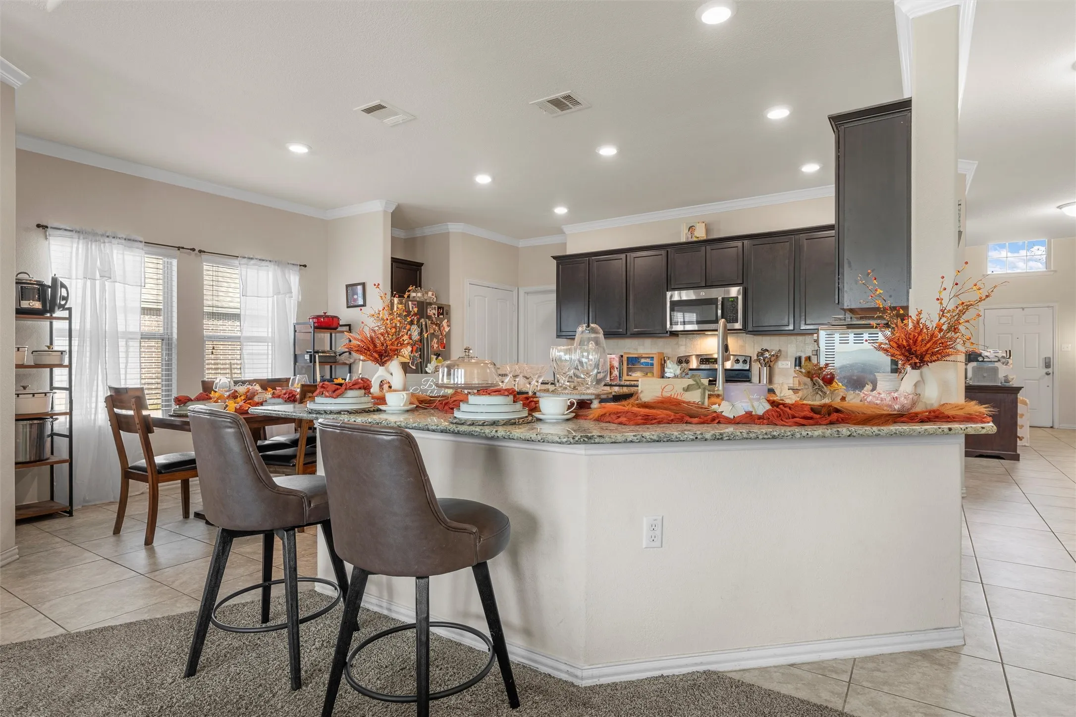 Single Family Residence For Sale in Mc Lennan County , 254 Woodhaven Trail, Waco, Texas 76657, 4 Bedroom, 3 Bathroom, 2 Garage spaces, 3,065 Sqft, built in 2015, mls#21110090, Real Estate Agent in Waco, Homes For Sale in Mc Lennan county, Homes For Sale in Waco, Realtor in Waco Texas, Real Estate Brokerage Independent Realty Texas, Luminita Cordes Realtor