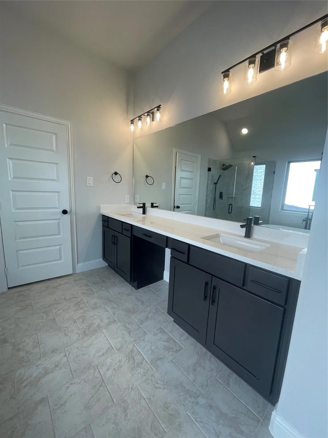 Single Family Residence For Sale in Rockwall County , 6121 Rodin Drive, Royse City, Texas 75189, 4 Bedroom, 3 Bathroom, 2 Garage spaces, 2,078 Sqft, built in 2024, New Construction - Complete, mls#21112152, Real Estate Agent in Royse City, Homes For Sale in Rockwall county, Homes For Sale in Royse City, Realtor in Royse City Texas, Real Estate Brokerage Independent Realty Texas, Luminita Cordes Realtor