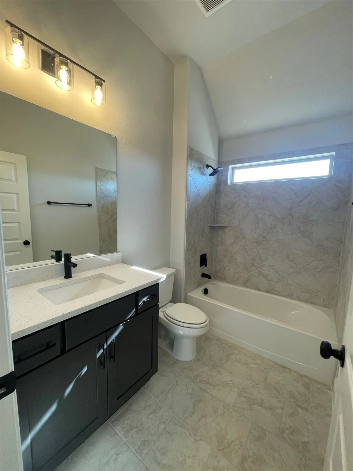 Single Family Residence For Sale in Rockwall County , 6121 Rodin Drive, Royse City, Texas 75189, 4 Bedroom, 3 Bathroom, 2 Garage spaces, 2,078 Sqft, built in 2024, New Construction - Complete, mls#21112152, Real Estate Agent in Royse City, Homes For Sale in Rockwall county, Homes For Sale in Royse City, Realtor in Royse City Texas, Real Estate Brokerage Independent Realty Texas, Luminita Cordes Realtor