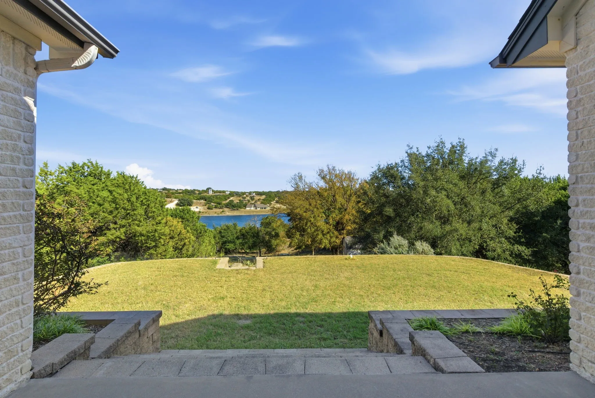 Single Family Residence For Sale in Erath County , 6525 Compass Way, Bluff Dale, Texas 76433, 3 Bedrooms, 3 Bathrooms, 2 Garage spaces, 2,282 Sqft, built in 2007, Preowned, Price $539,000, mls#21108828, Real Estate Agent in Bluff Dale, Homes For Sale in Erath county, Homes For Sale in Bluff Dale, Realtor in Bluff Dale Texas, Real Estate Brokerage Independent Realty Texas, Luminita Cordes Realtor