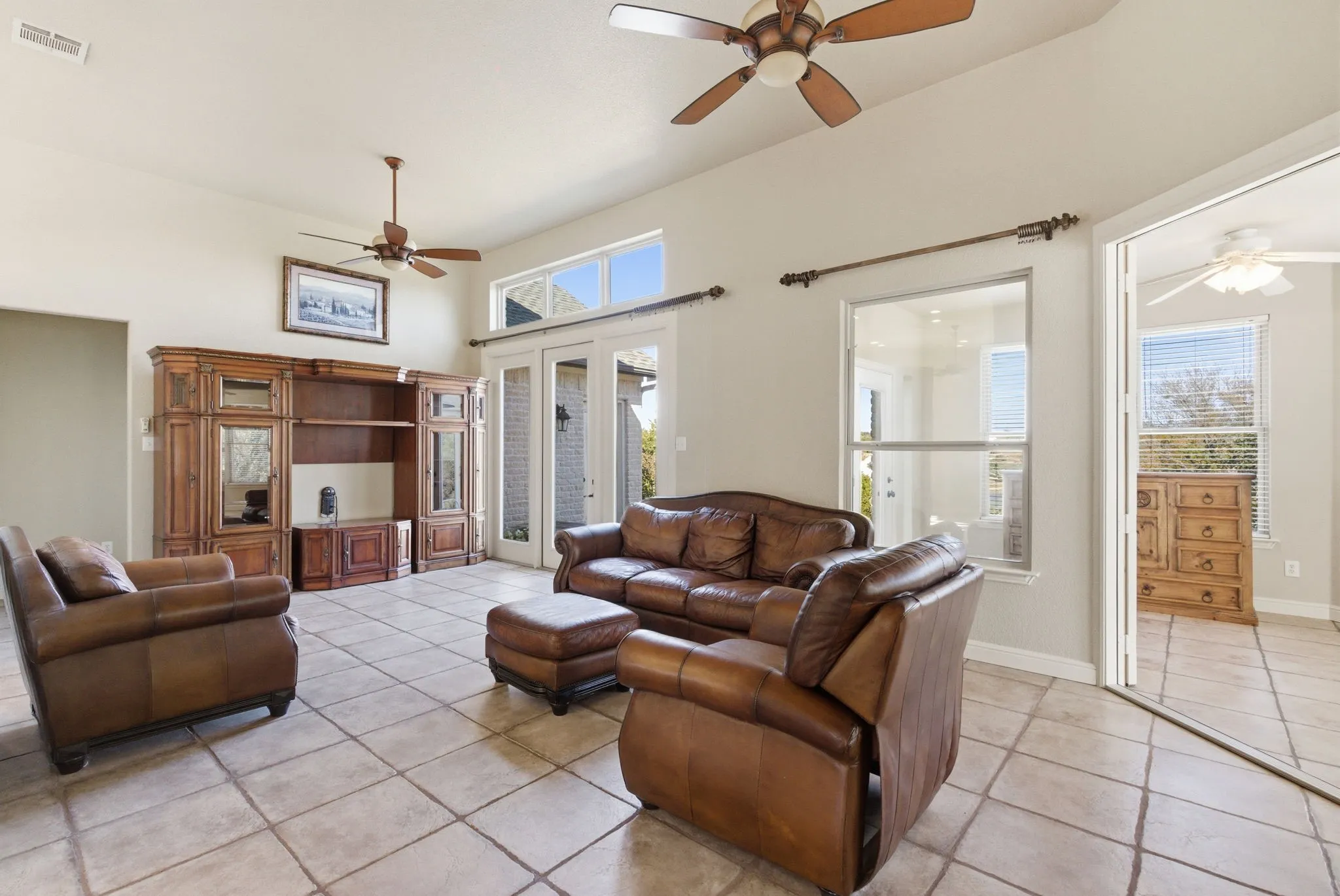 Single Family Residence For Sale in Erath County , 6525 Compass Way, Bluff Dale, Texas 76433, 3 Bedrooms, 3 Bathrooms, 2 Garage spaces, 2,282 Sqft, built in 2007, Preowned, Price $539,000, mls#21108828, Real Estate Agent in Bluff Dale, Homes For Sale in Erath county, Homes For Sale in Bluff Dale, Realtor in Bluff Dale Texas, Real Estate Brokerage Independent Realty Texas, Luminita Cordes Realtor