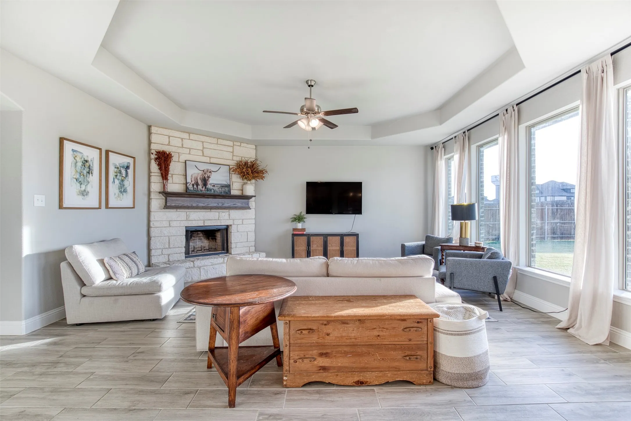 Spacious living room with exuding relaxation and comfort.