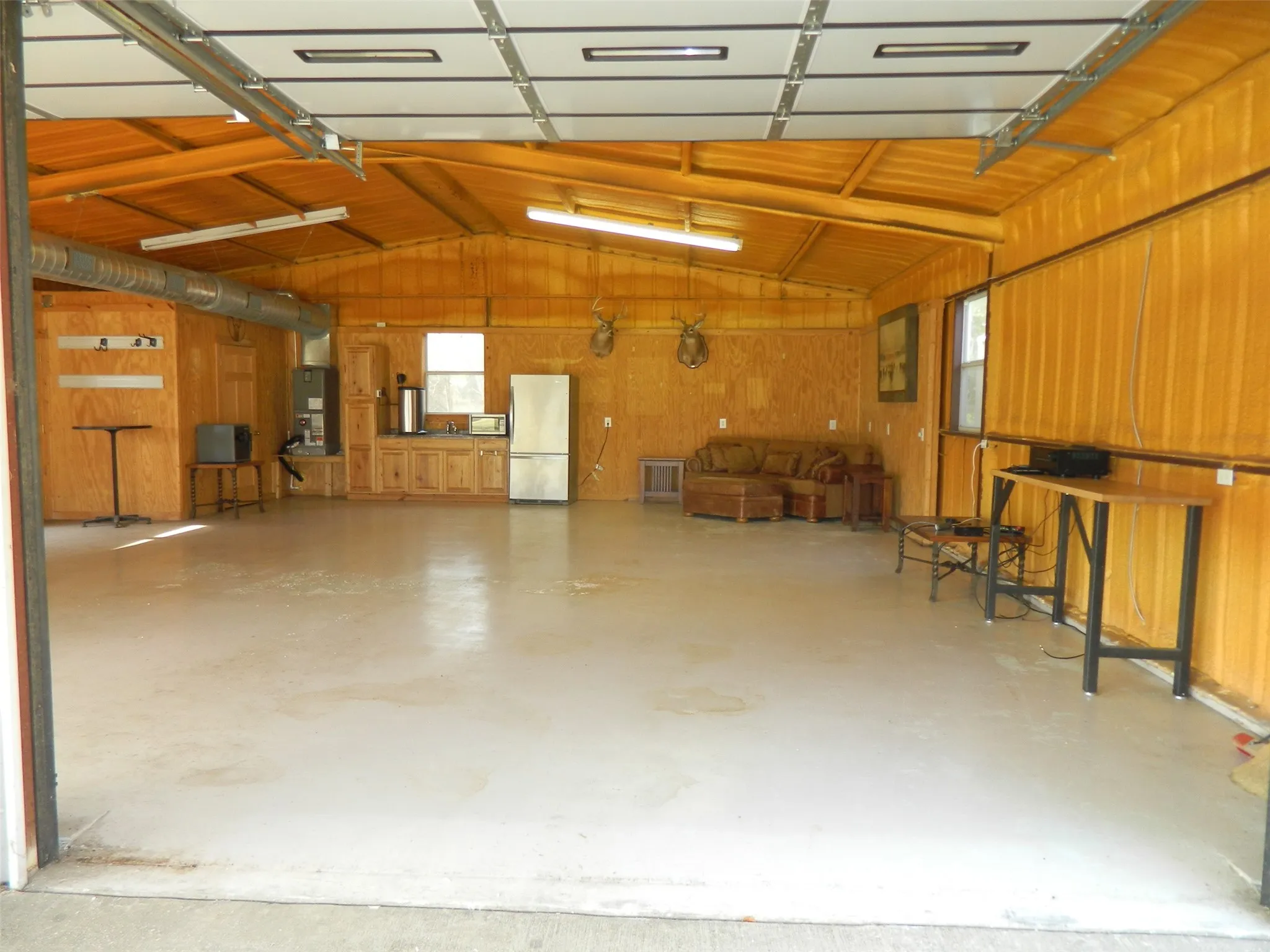 Garage, living, area with kitchenett