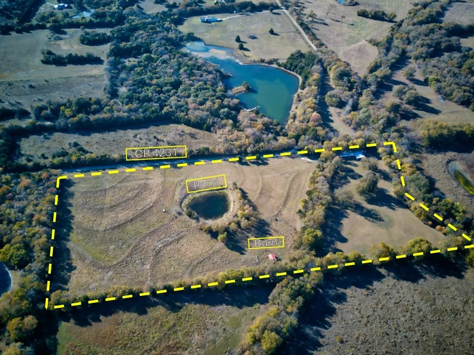 Farm For Sale in Fannin County , 956 County Road 4231, Bonham, Texas 75418, 0, 1 Bathroom, 2 Garage spaces, 1,190 Sqft, built in 2005, Preowned, Price $599,000, mls#21110174, Real Estate Agent in Bonham, Homes For Sale in Fannin county, Homes For Sale in Bonham, Realtor in Bonham Texas, Real Estate Brokerage Independent Realty Texas, Luminita Cordes Realtor