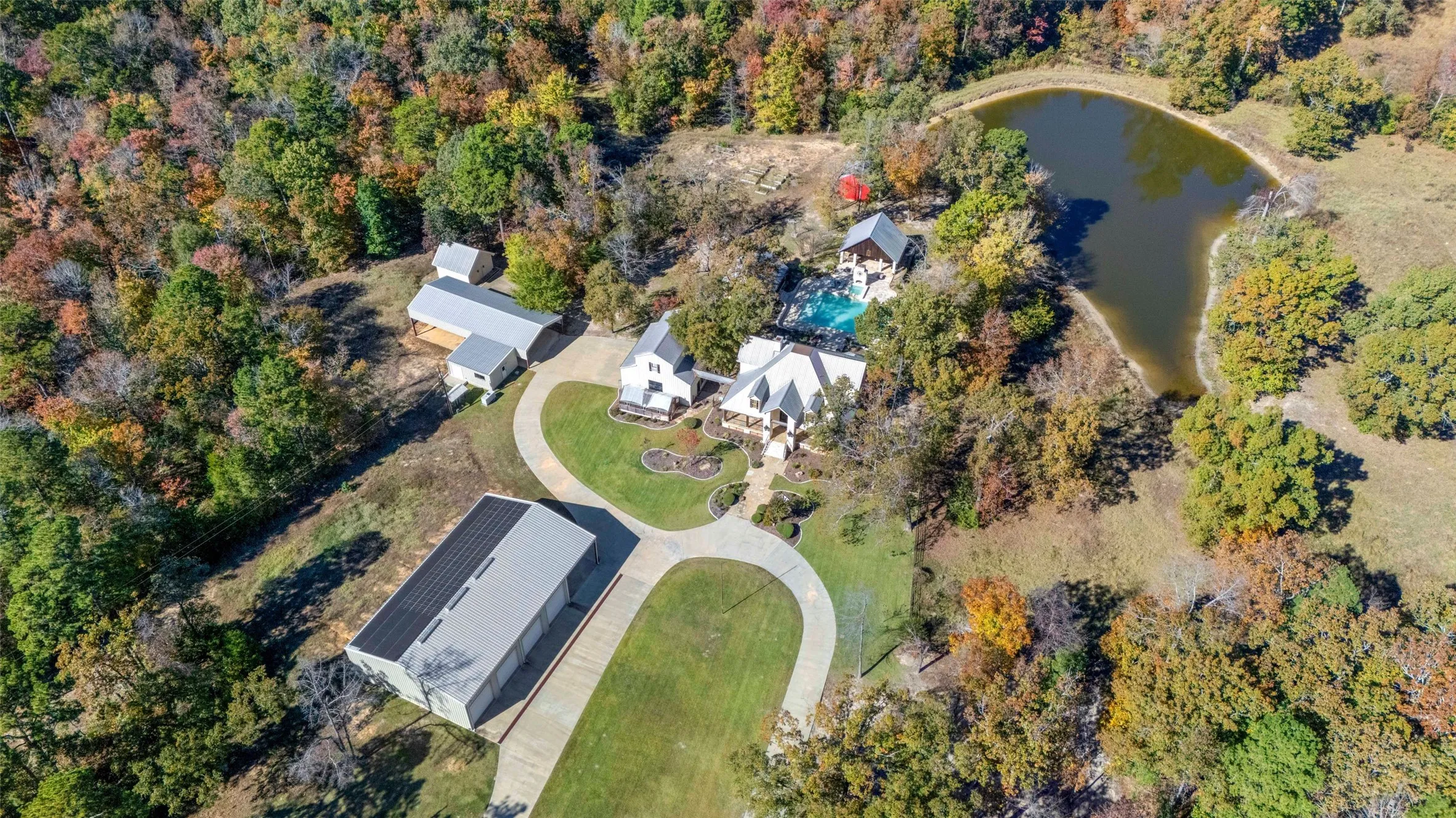 View of property location featuring a large body of water