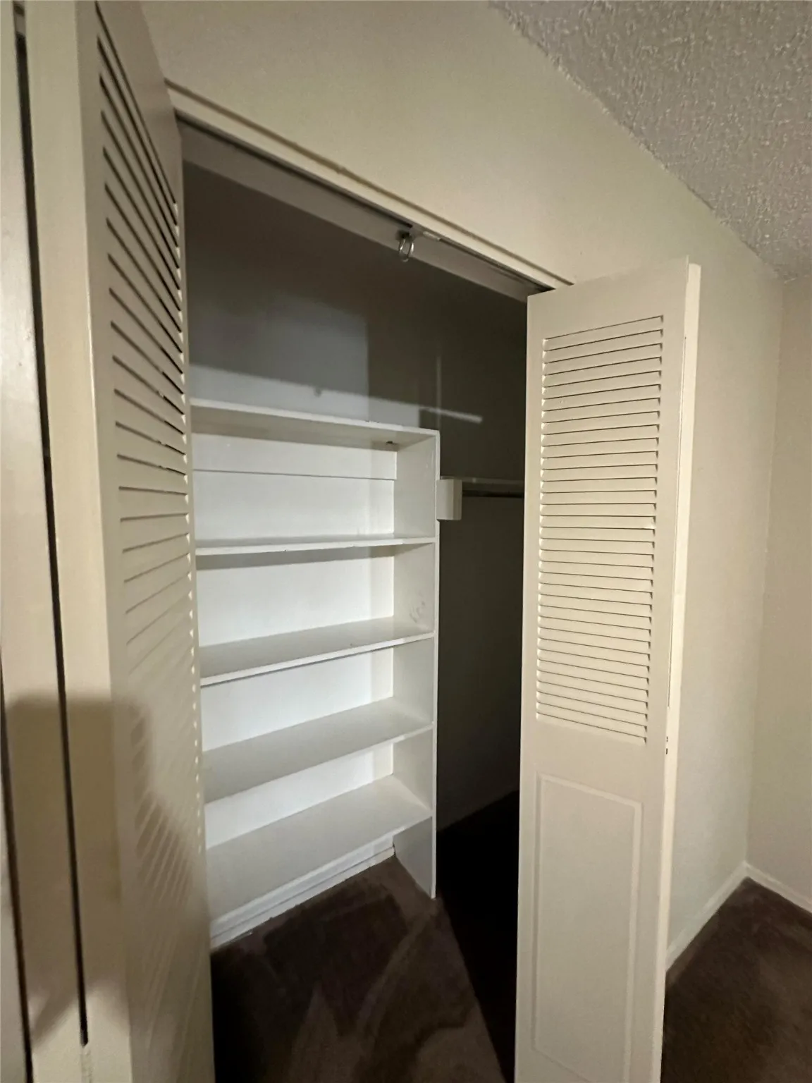 Duplex For Rent in Tarrant County , 1904 W Sanford Street, Arlington, Texas 76012, 2 Bedroom, 3 Bathroom, Garage spaces, 1,591 Sqft, built in 1972, mls#21112586, Real Estate Agent in Arlington, Homes For Rent in Tarrant county, Homes For Rent in Arlington, Realtor in Arlington Texas, Real Estate Brokerage Independent Realty Texas, Luminita Cordes Realtor