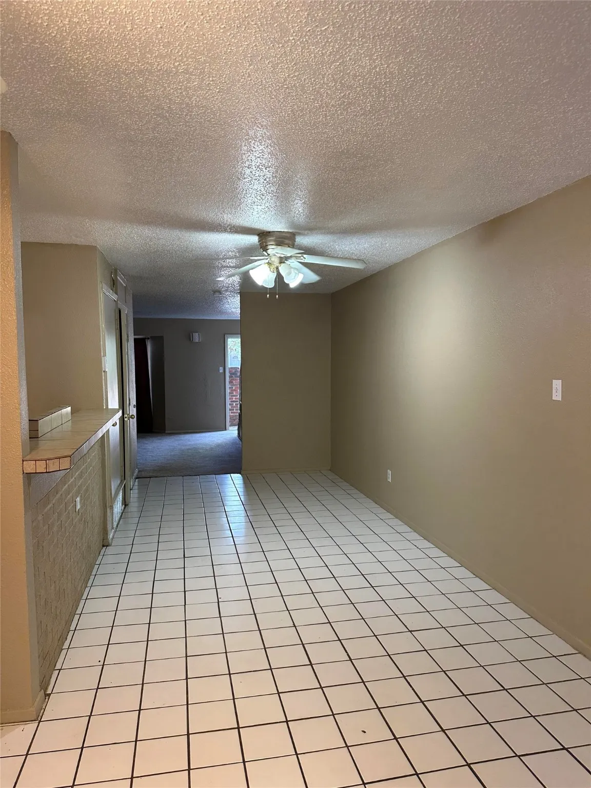 Duplex For Rent in Tarrant County , 1904 W Sanford Street, Arlington, Texas 76012, 2 Bedroom, 3 Bathroom, Garage spaces, 1,591 Sqft, built in 1972, mls#21112586, Real Estate Agent in Arlington, Homes For Rent in Tarrant county, Homes For Rent in Arlington, Realtor in Arlington Texas, Real Estate Brokerage Independent Realty Texas, Luminita Cordes Realtor