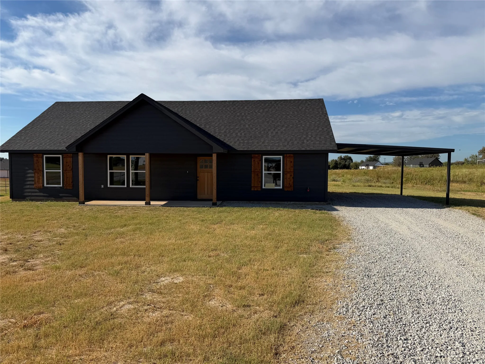 Single Family Residence For Sale in Parker County , 1012 Morgan Court, Springtown, Texas 76082, 3 Bedroom, 2 Bathroom, Garage spaces, 1,425 Sqft, built in 2025, New Construction - Incomplete, mls#21112840, Real Estate Agent in Springtown, Homes For Sale in Parker county, Homes For Sale in Springtown, Realtor in Springtown Texas, Real Estate Brokerage Independent Realty Texas, Luminita Cordes Realtor