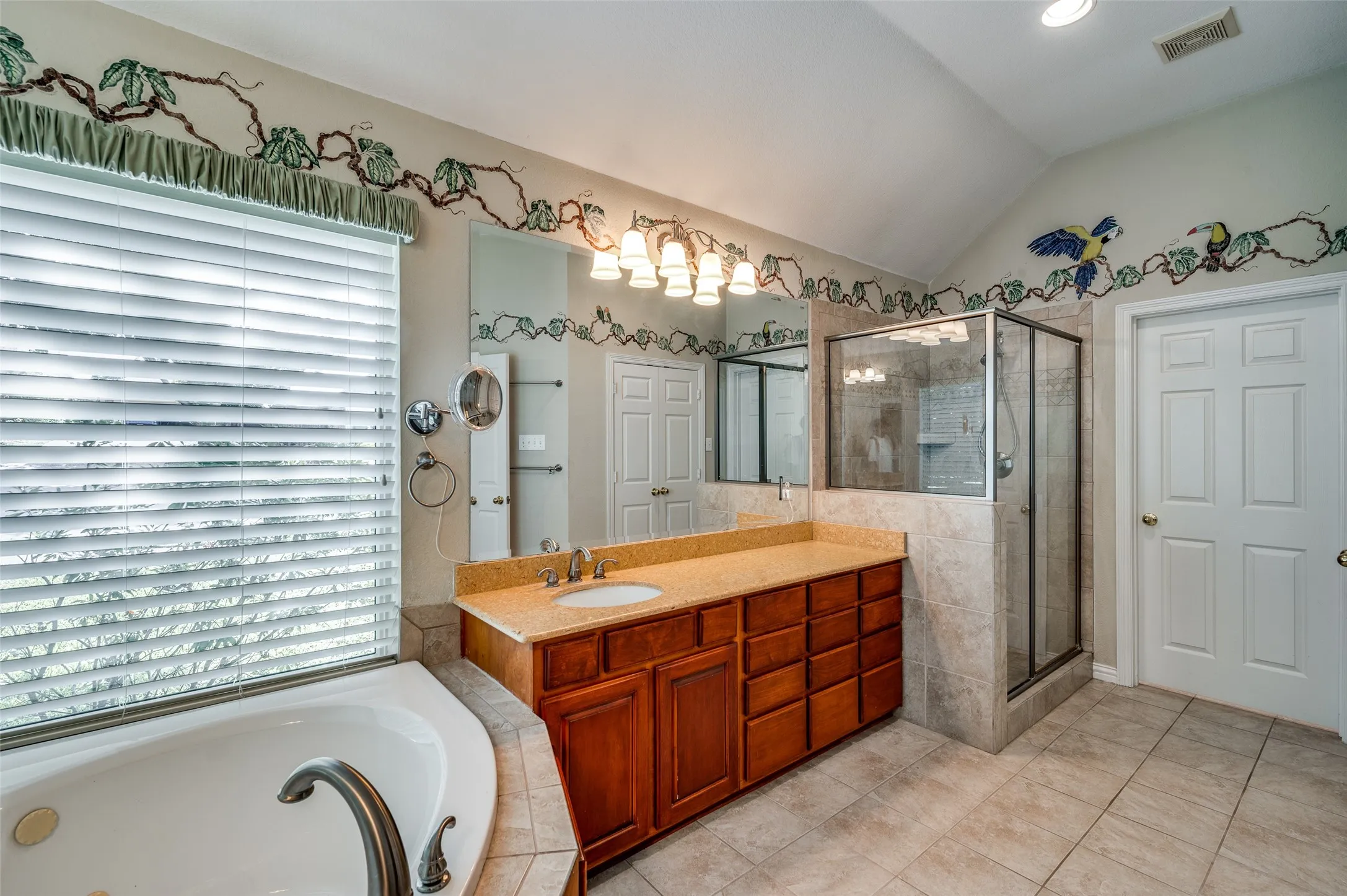 Single Family Residence For Sale in Collin County , 400 Brook View Court, Prosper, Texas 75078, 3 Bedrooms, 3 Bathrooms, 3 Garage spaces, 3,033 Sqft, built in 1997, Price $600,500, mls#21112969, Real Estate Agent in Prosper, Homes For Sale in Collin county, Homes For Sale in Prosper, Realtor in Prosper Texas, Real Estate Brokerage Independent Realty Texas, Luminita Cordes Realtor