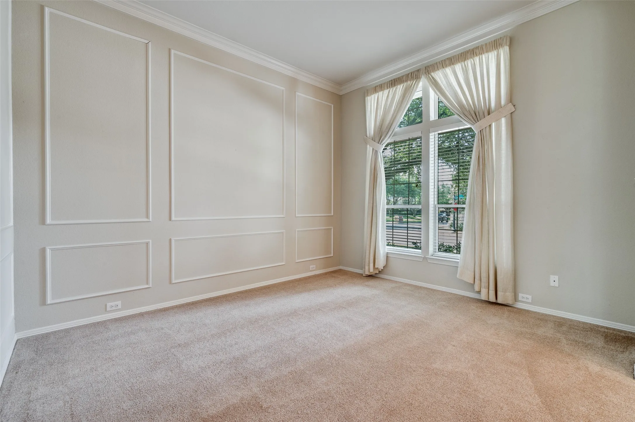 Single Family Residence For Sale in Collin County , 400 Brook View Court, Prosper, Texas 75078, 3 Bedrooms, 3 Bathrooms, 3 Garage spaces, 3,033 Sqft, built in 1997, Price $600,500, mls#21112969, Real Estate Agent in Prosper, Homes For Sale in Collin county, Homes For Sale in Prosper, Realtor in Prosper Texas, Real Estate Brokerage Independent Realty Texas, Luminita Cordes Realtor