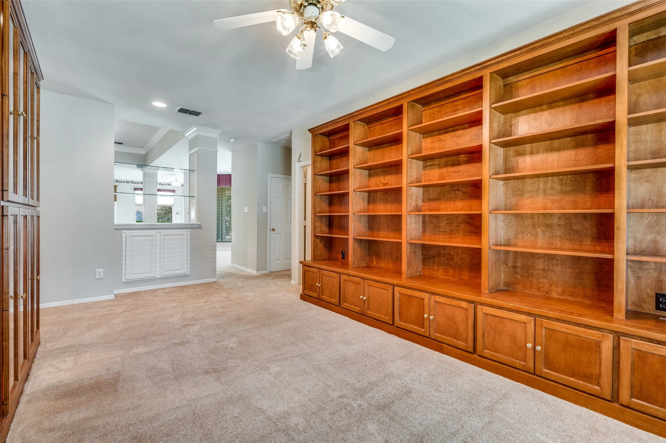 Single Family Residence For Sale in Collin County , 400 Brook View Court, Prosper, Texas 75078, 3 Bedrooms, 3 Bathrooms, 3 Garage spaces, 3,033 Sqft, built in 1997, Price $600,500, mls#21112969, Real Estate Agent in Prosper, Homes For Sale in Collin county, Homes For Sale in Prosper, Realtor in Prosper Texas, Real Estate Brokerage Independent Realty Texas, Luminita Cordes Realtor