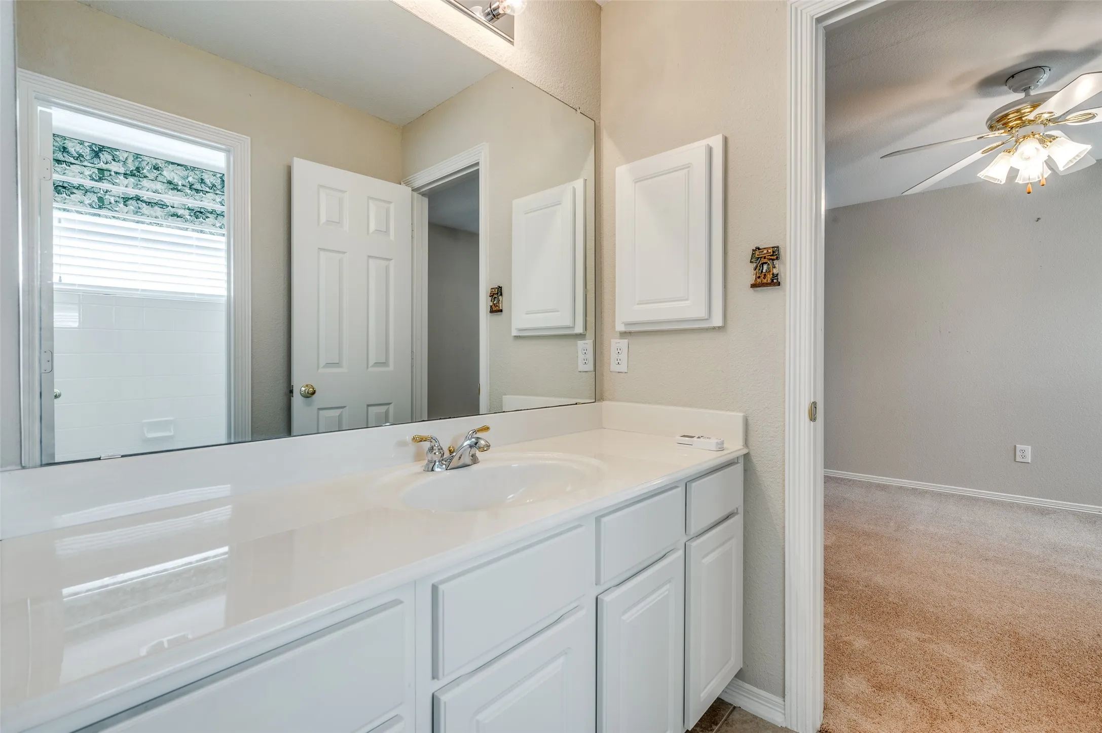 Single Family Residence For Sale in Collin County , 400 Brook View Court, Prosper, Texas 75078, 3 Bedrooms, 3 Bathrooms, 3 Garage spaces, 3,033 Sqft, built in 1997, Price $600,500, mls#21112969, Real Estate Agent in Prosper, Homes For Sale in Collin county, Homes For Sale in Prosper, Realtor in Prosper Texas, Real Estate Brokerage Independent Realty Texas, Luminita Cordes Realtor