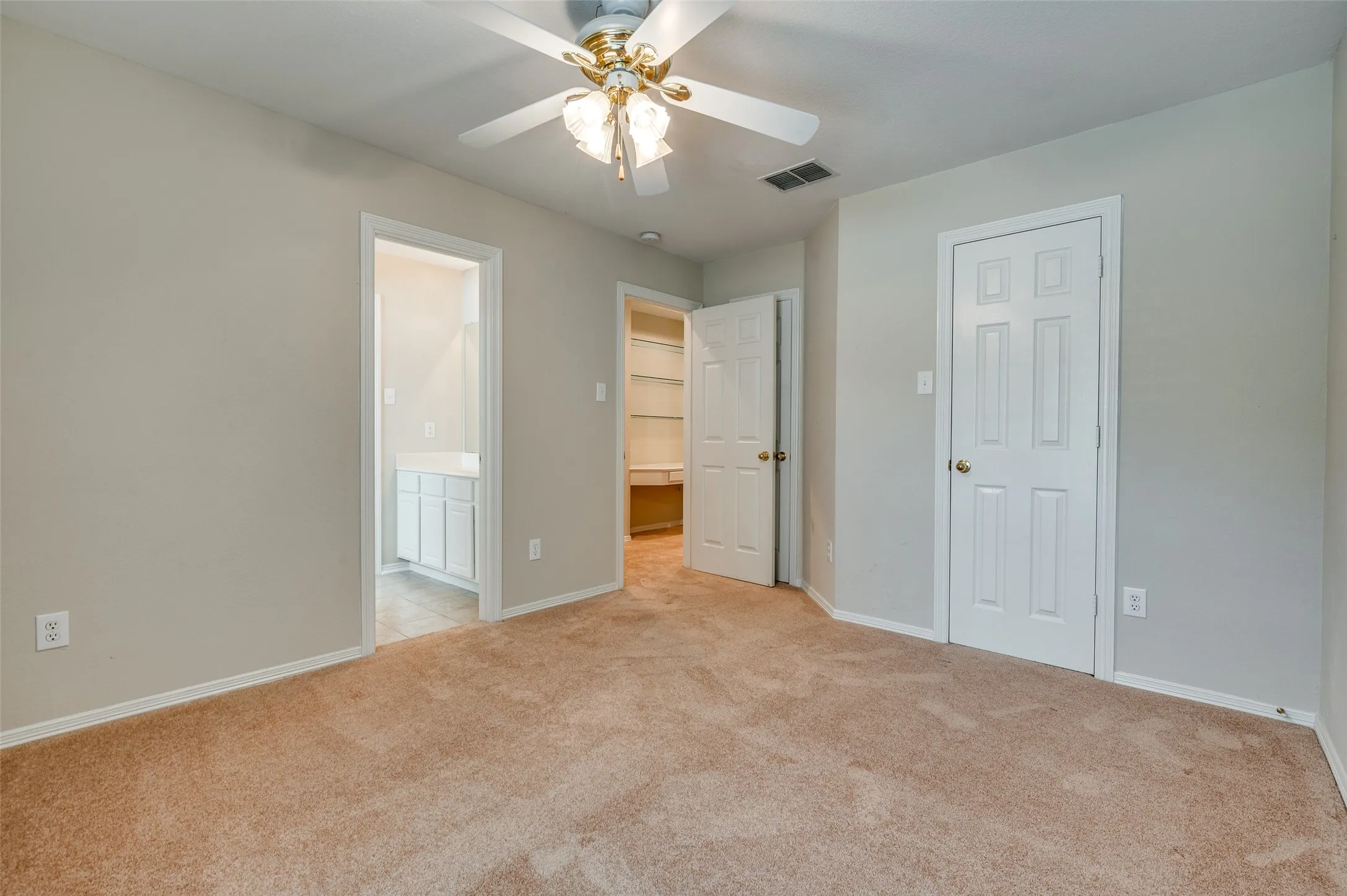 Single Family Residence For Sale in Collin County , 400 Brook View Court, Prosper, Texas 75078, 3 Bedrooms, 3 Bathrooms, 3 Garage spaces, 3,033 Sqft, built in 1997, Price $600,500, mls#21112969, Real Estate Agent in Prosper, Homes For Sale in Collin county, Homes For Sale in Prosper, Realtor in Prosper Texas, Real Estate Brokerage Independent Realty Texas, Luminita Cordes Realtor