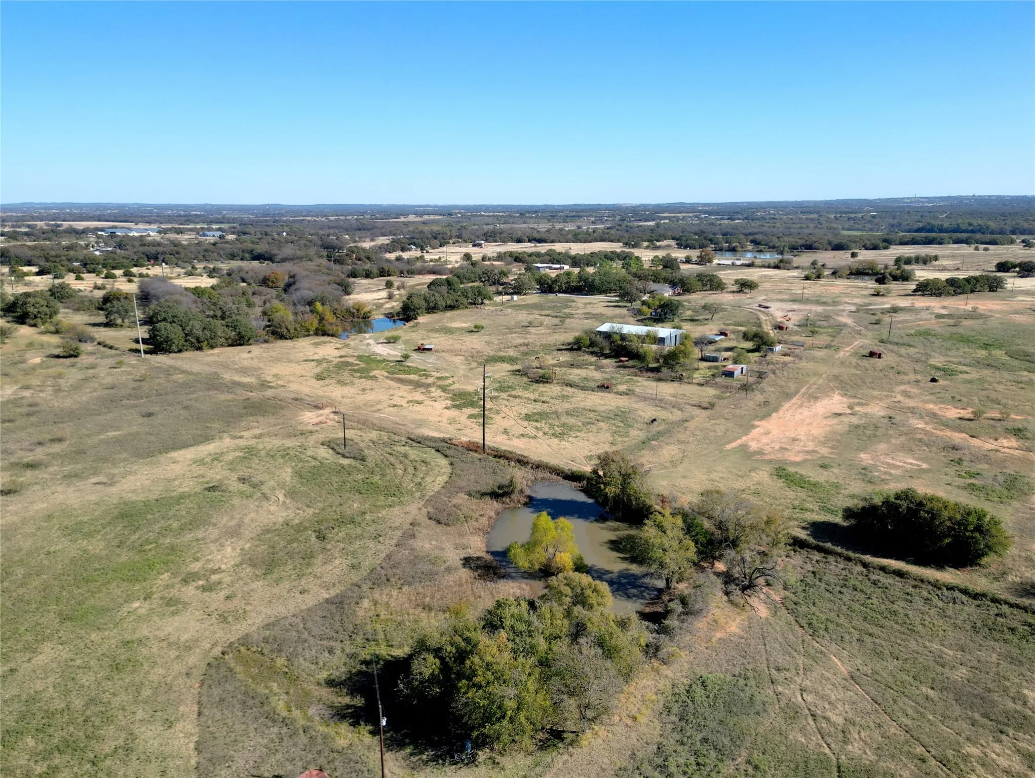 Farm For Sale in Wise County , 2012 Cuba Road, Bridgeport, Texas 76426, 3 Bedroom, 2 Bathroom, Garage spaces, 2,950 Sqft, built in 1971, Preowned, mls#21108891, Real Estate Agent in Bridgeport, Homes For Sale in Wise county, Homes For Sale in Bridgeport, Realtor in Bridgeport Texas, Real Estate Brokerage Independent Realty Texas, Luminita Cordes Realtor