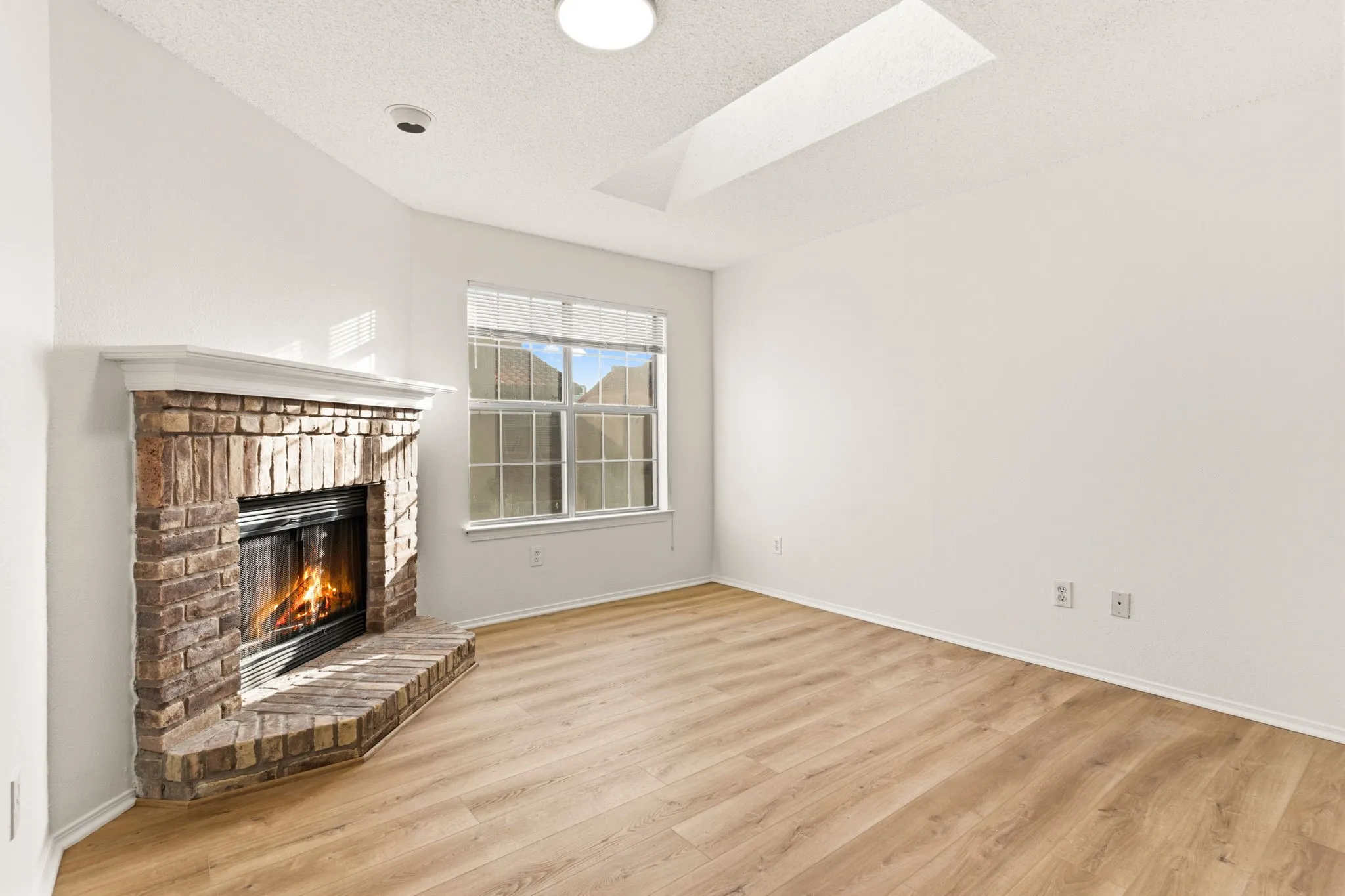 Upstairs Living/Office/Flex