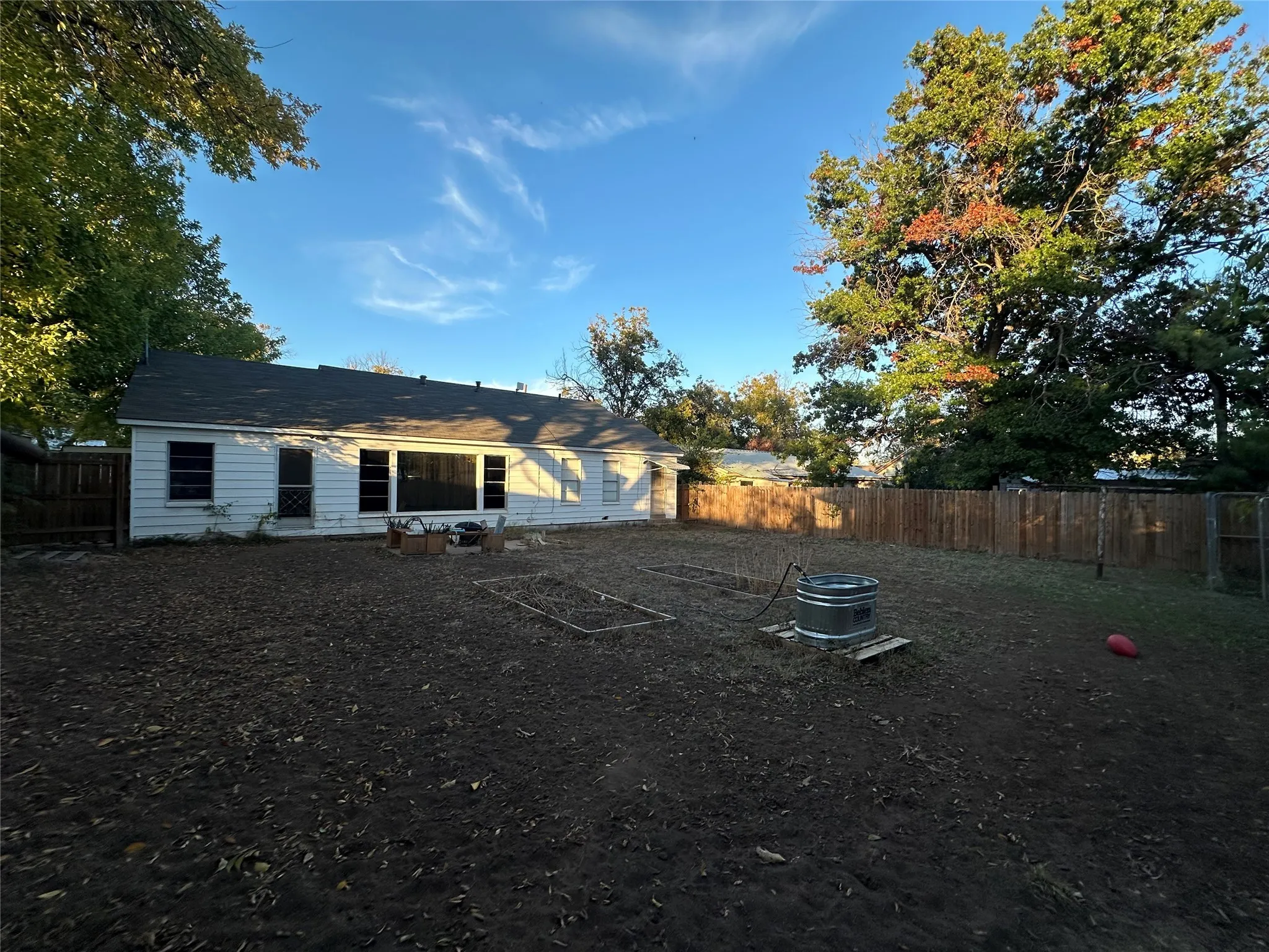 Single Family Residence For Sale in Coleman County , 1107 W Cedar St, Coleman, Texas 76834, 2 Bedrooms, 1 Bathroom, 1 Garage spaces, 1,144 Sqft, built in 0, Price $125,000, mls#21113406, Real Estate Agent in Coleman, Homes For Sale in Coleman county, Homes For Sale in Coleman, Realtor in Coleman Texas, Real Estate Brokerage Independent Realty Texas, Luminita Cordes Realtor