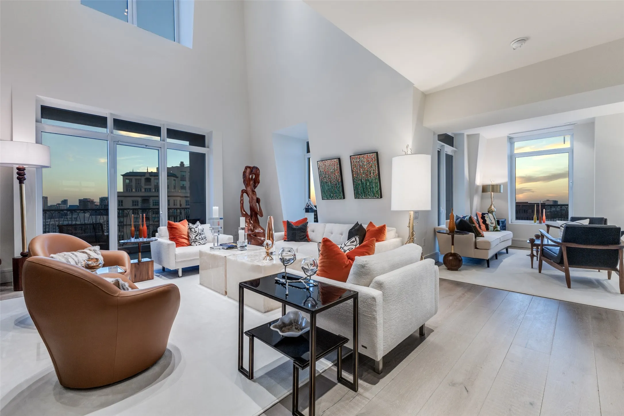Condominium For Sale in Dallas County , 3505 Turtle Creek Boulevard 20E, Dallas, Texas 75219, 3 Bedroom, 4 Bathroom, 4 Garage spaces, 6,088 Sqft, built in 2000, mls#21109894, Real Estate Agent in Dallas, Homes For Sale in Dallas county, Homes For Sale in Dallas, Realtor in Dallas Texas, Real Estate Brokerage Independent Realty Texas, Luminita Cordes Realtor