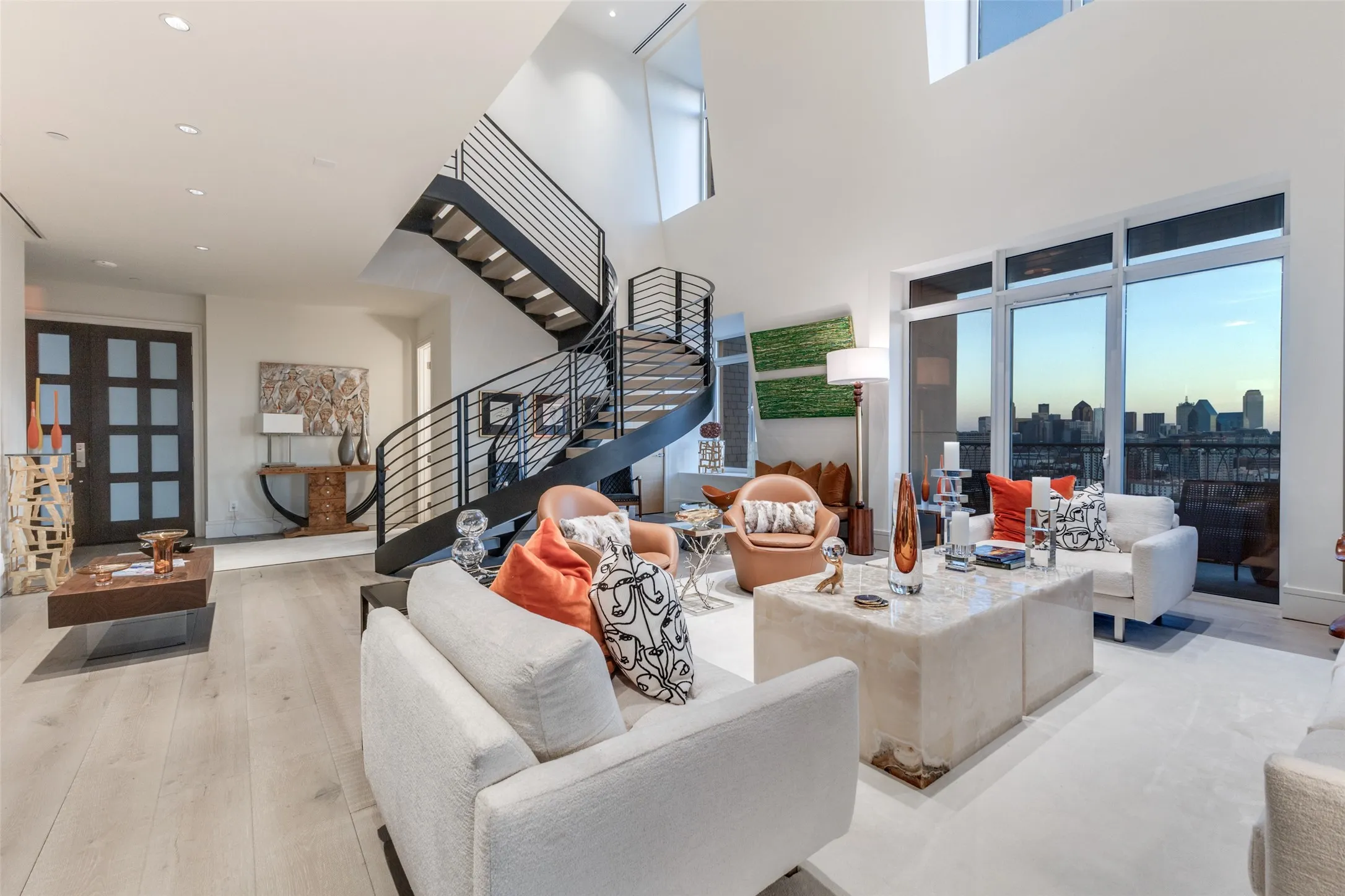 Condominium For Sale in Dallas County , 3505 Turtle Creek Boulevard 20E, Dallas, Texas 75219, 3 Bedroom, 4 Bathroom, 4 Garage spaces, 6,088 Sqft, built in 2000, mls#21109894, Real Estate Agent in Dallas, Homes For Sale in Dallas county, Homes For Sale in Dallas, Realtor in Dallas Texas, Real Estate Brokerage Independent Realty Texas, Luminita Cordes Realtor